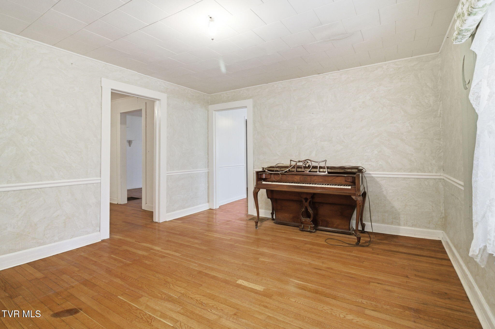 2412 Reservoir Road Property Photo 28