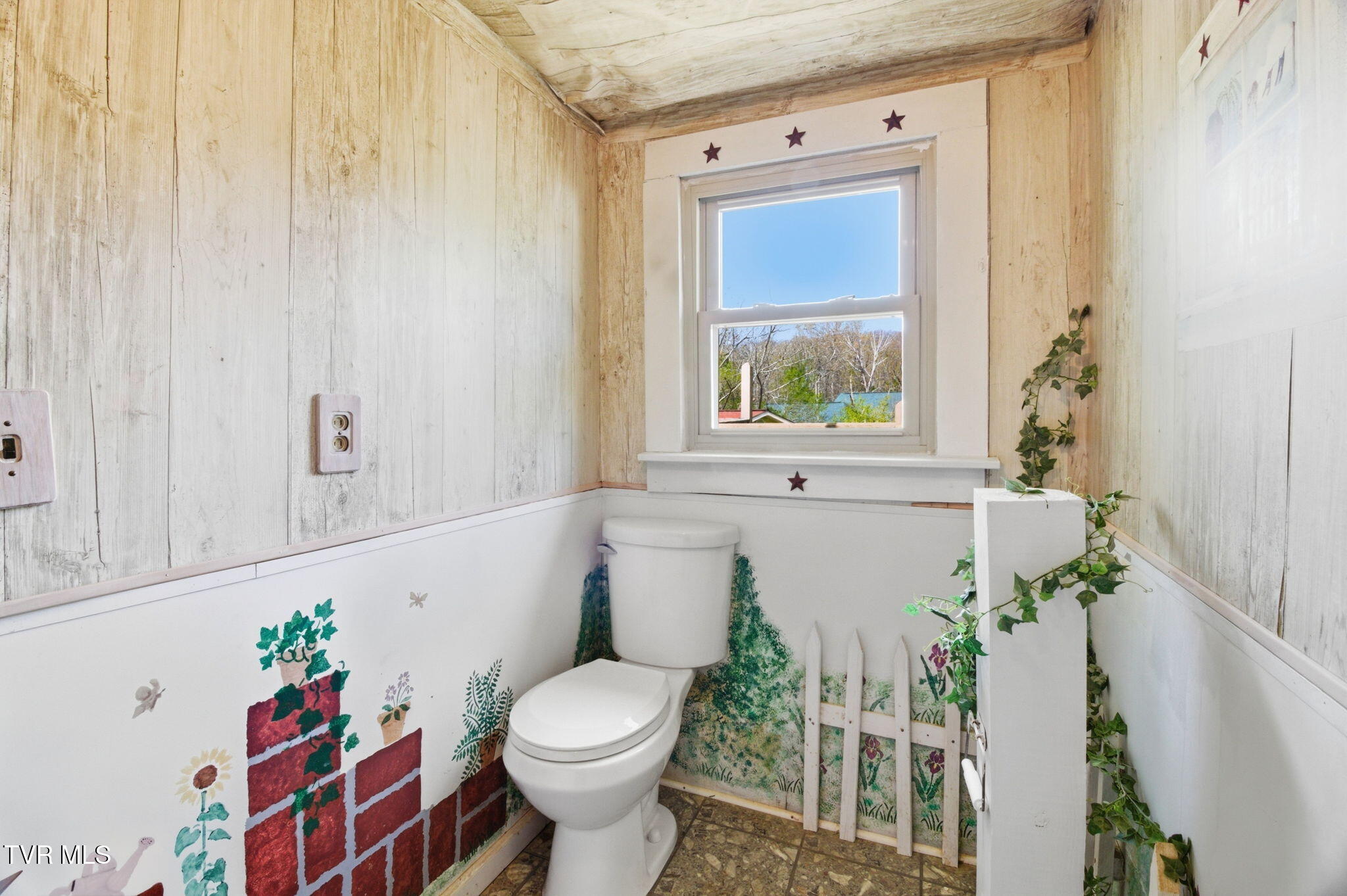 2412 Reservoir Road Property Photo 39