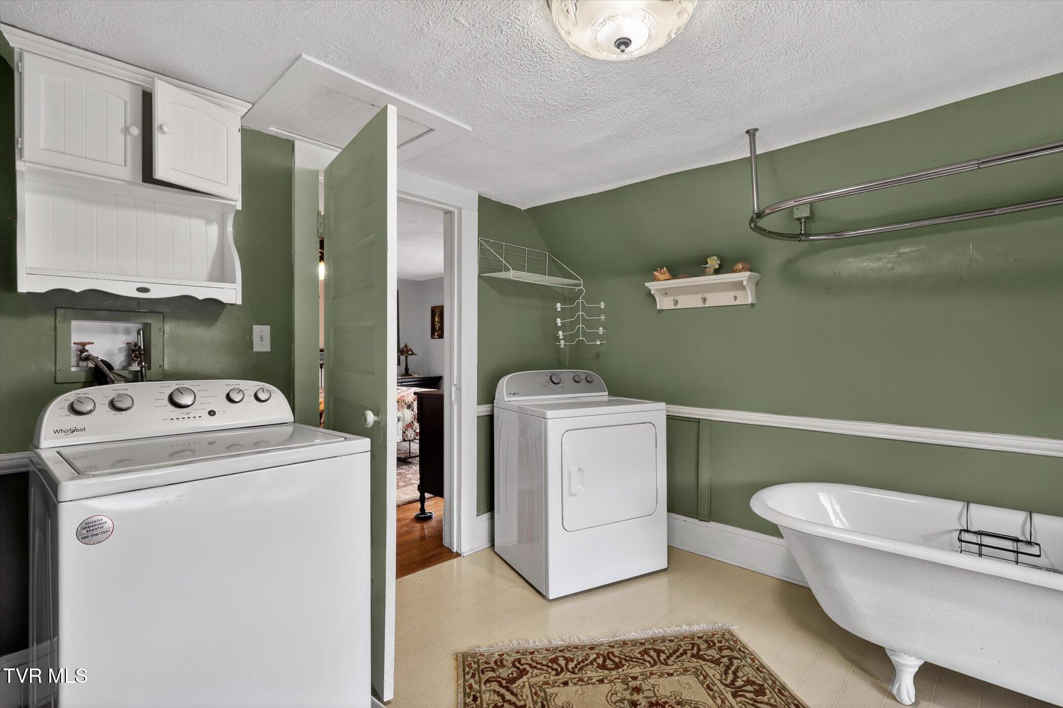 305 Texas Avenue Property Photo 33