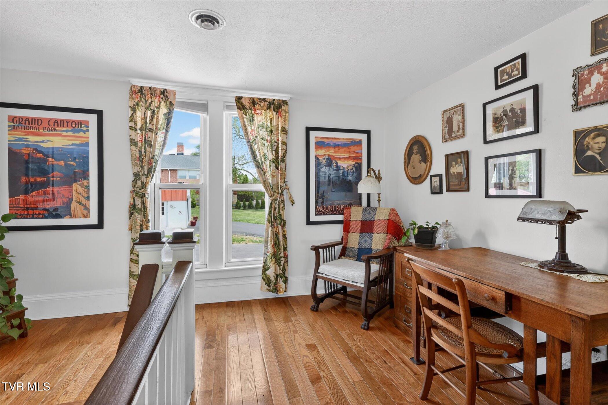 305 Texas Avenue Property Photo 37