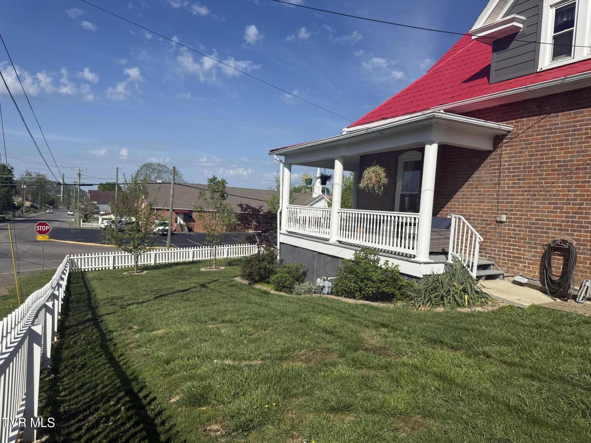 305 Texas Avenue Property Photo 42