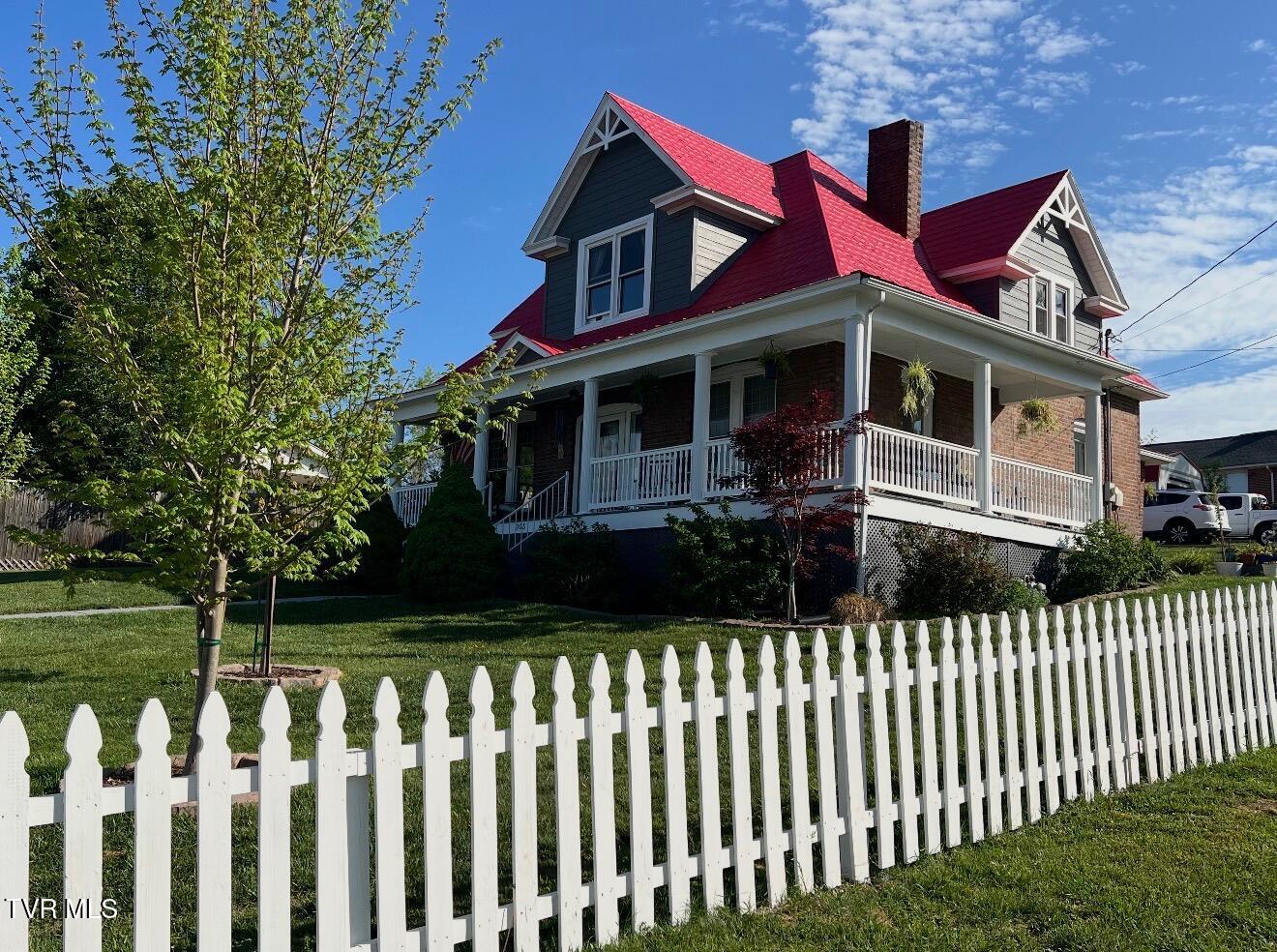 305 Texas Avenue Property Photo 43