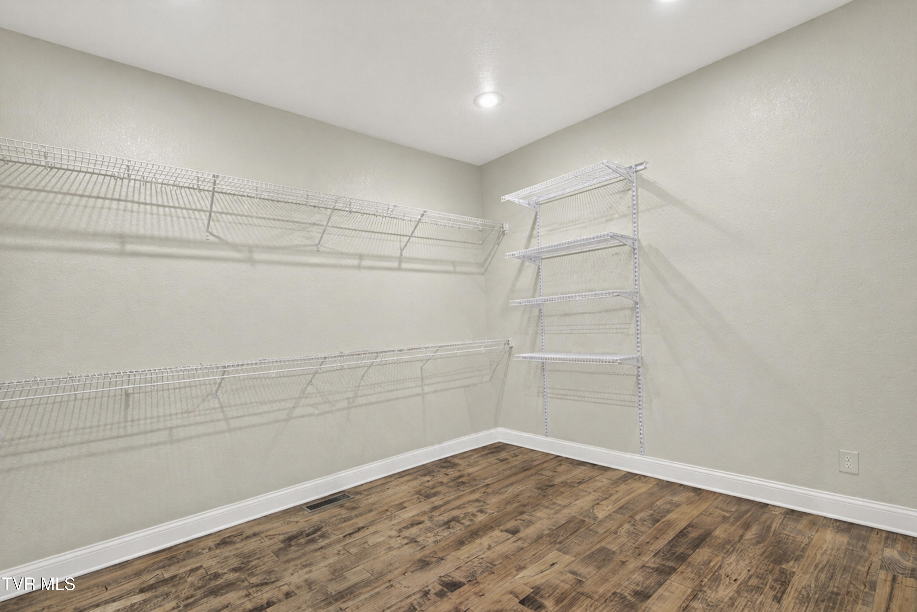 20268 Heron Circle Property Photo 47