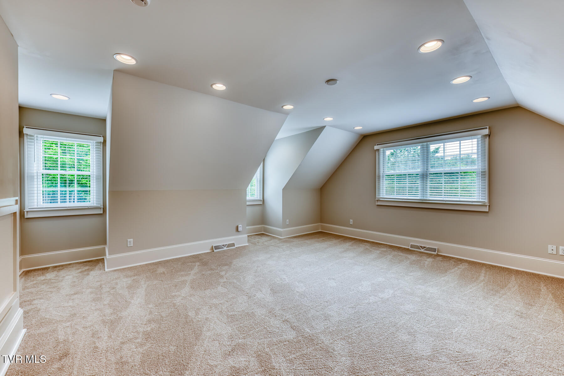 156 Vines Drive Property Photo 80