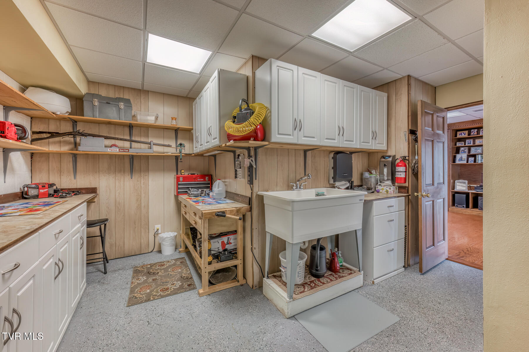 3401 Stoneridge Drive Property Photo 49
