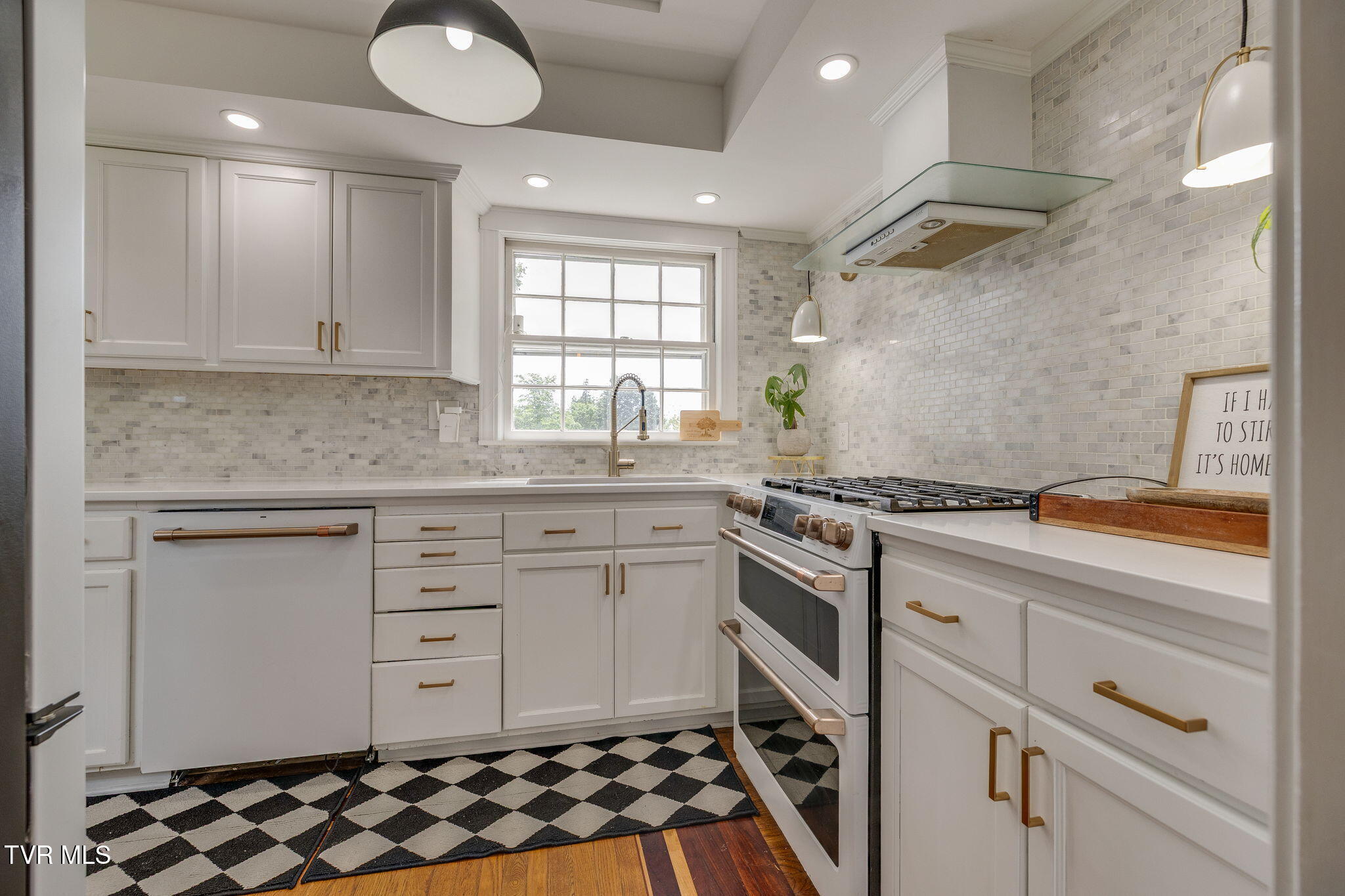 4302 Stagecoach Road Property Photo 16