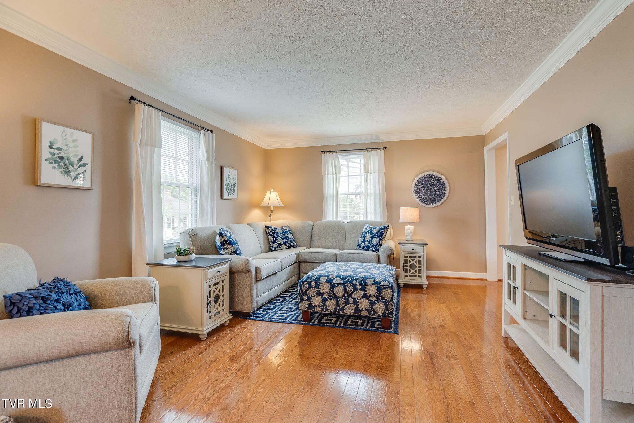 302 Masonic Avenue Property Photo 10