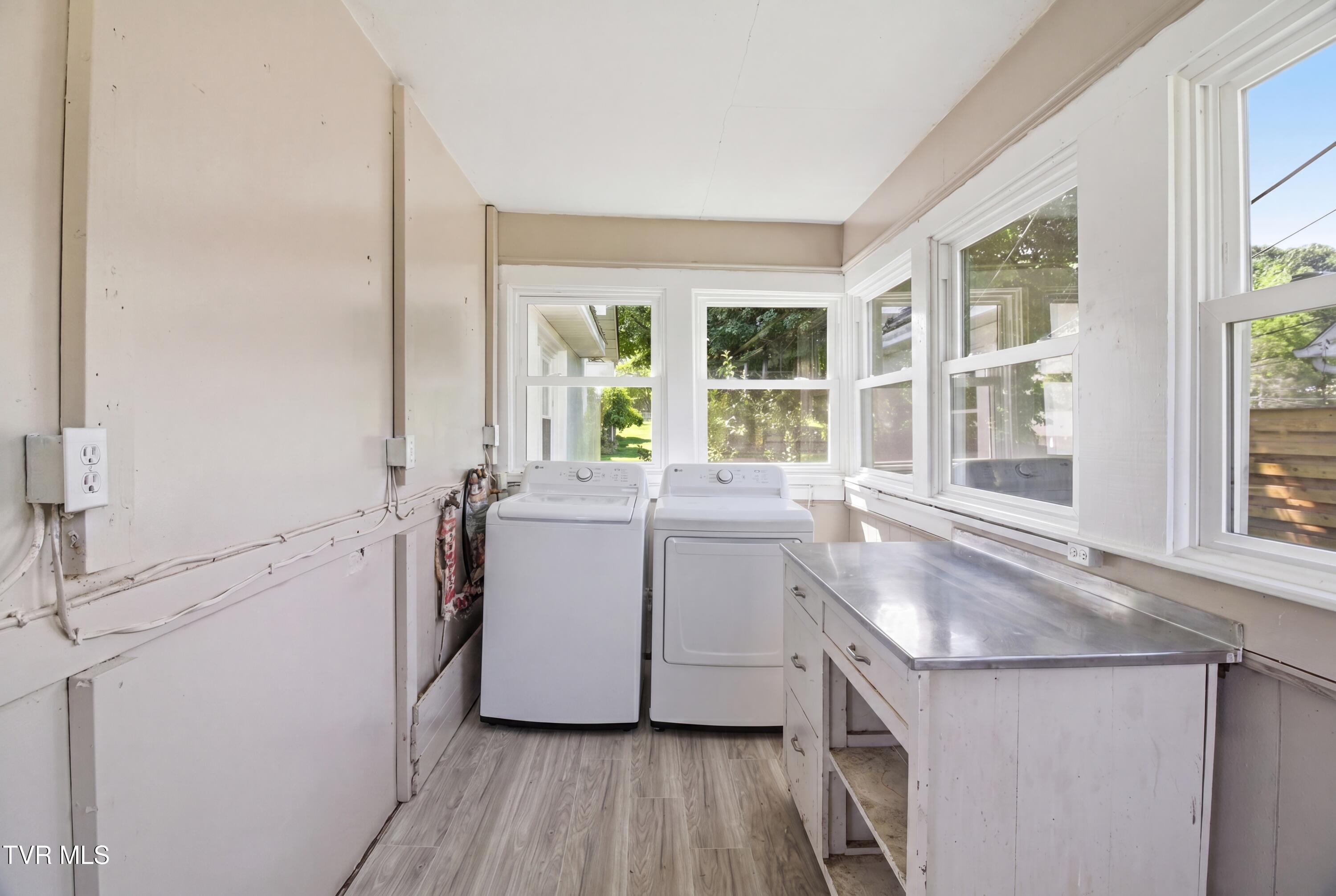 1721 Ridgeway Drive Property Photo 25