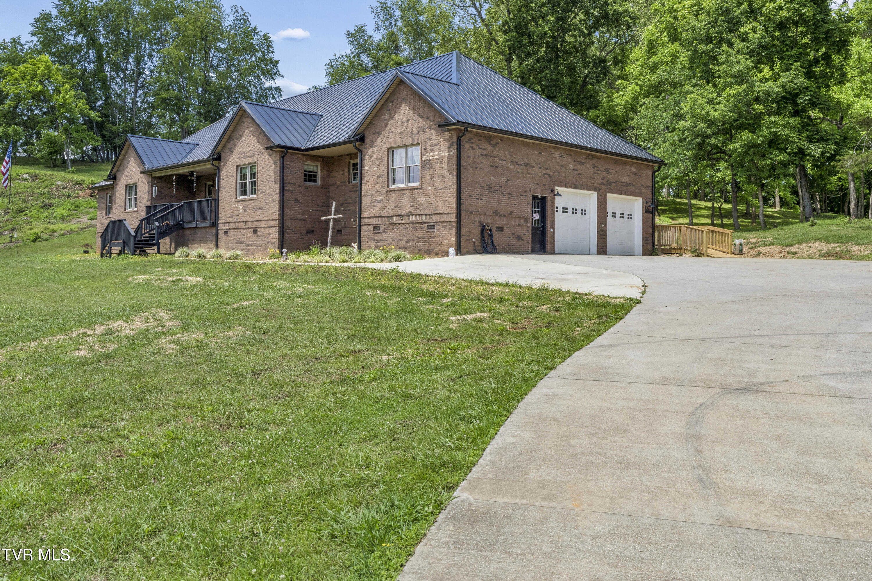 108 Trammell Road Property Photo 12