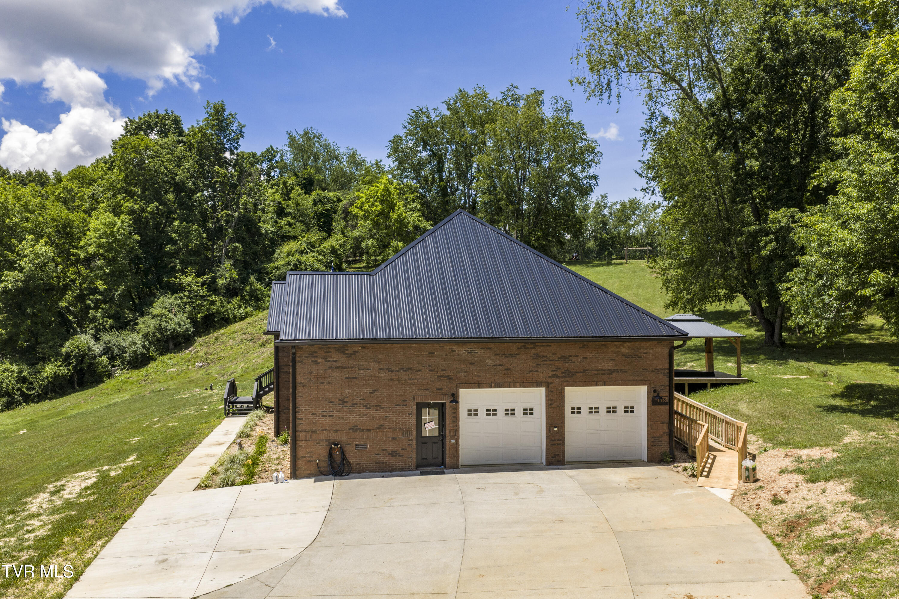 108 Trammell Road Property Photo 15