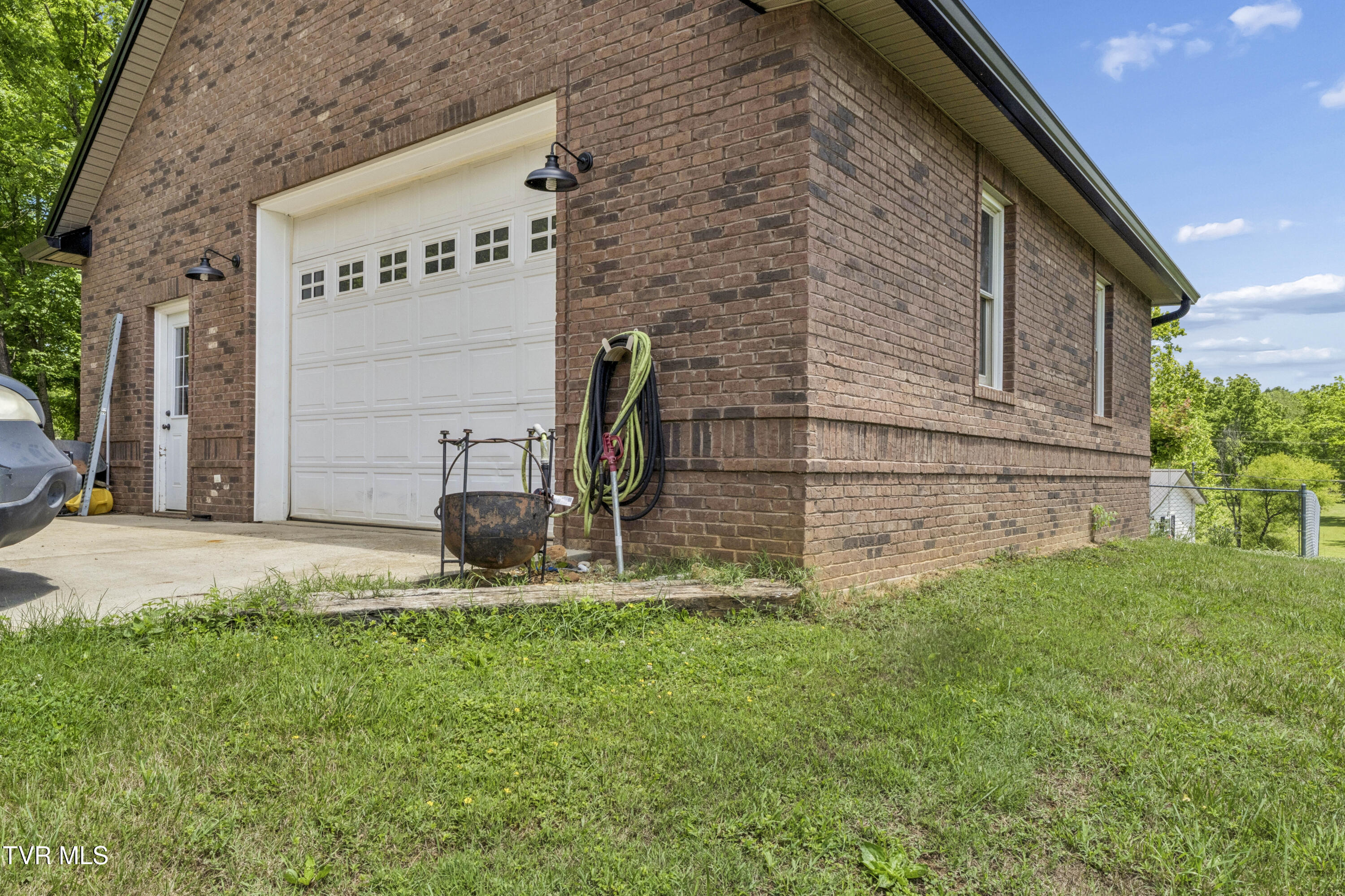 108 Trammell Road Property Photo 16