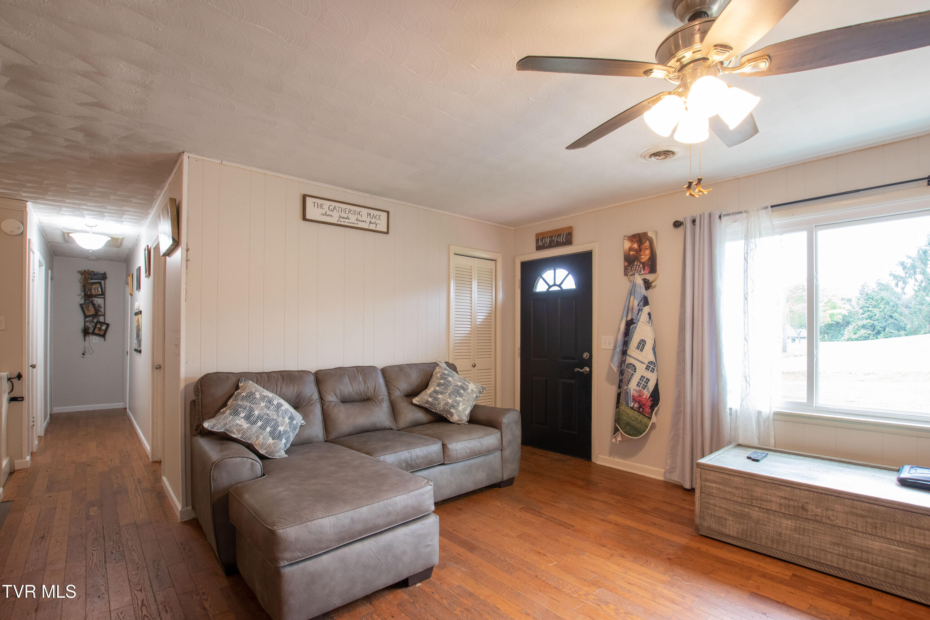 19201 Moulin Street Property Photo 12