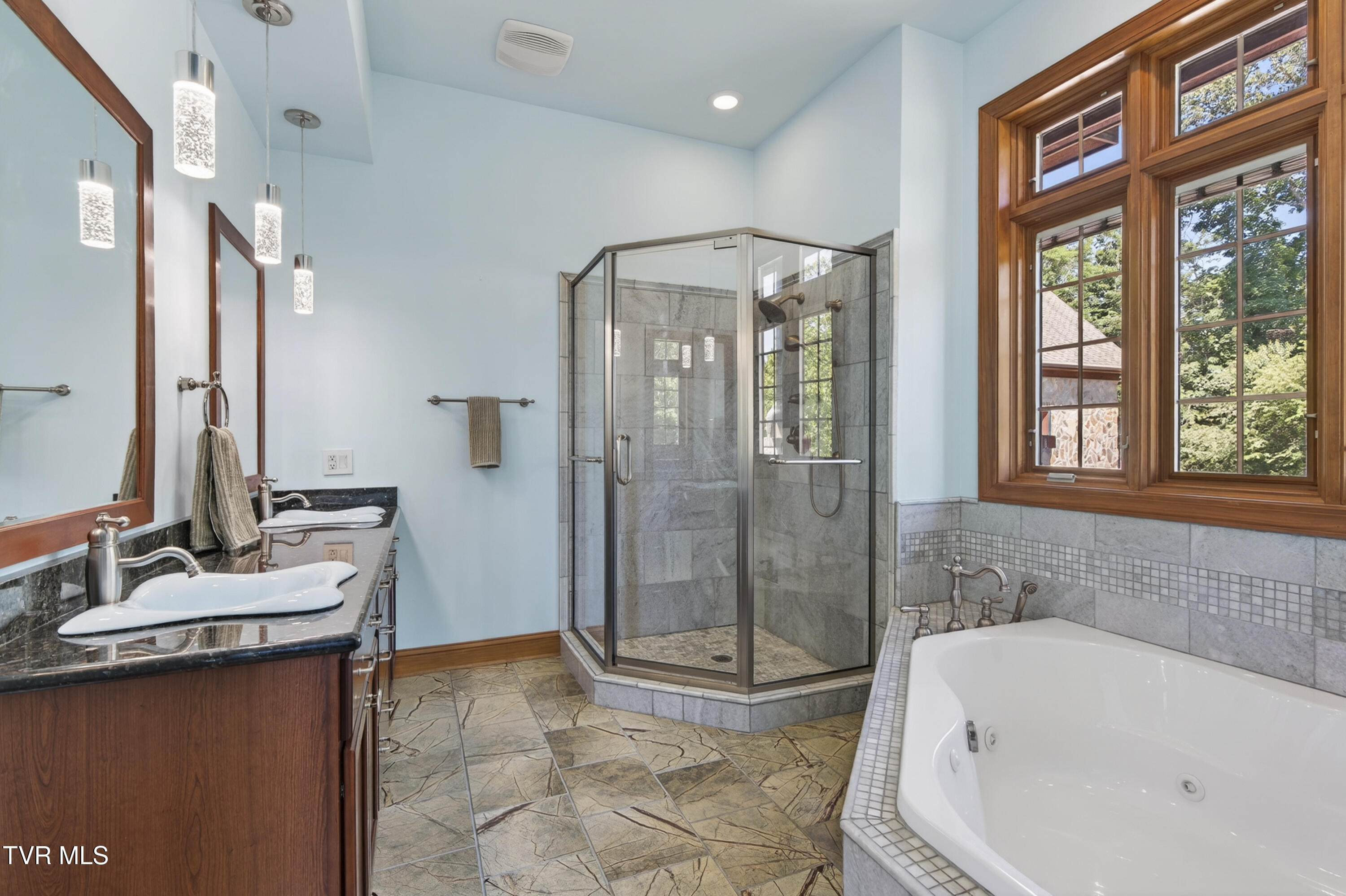 15277 Bishop Road Property Photo 43
