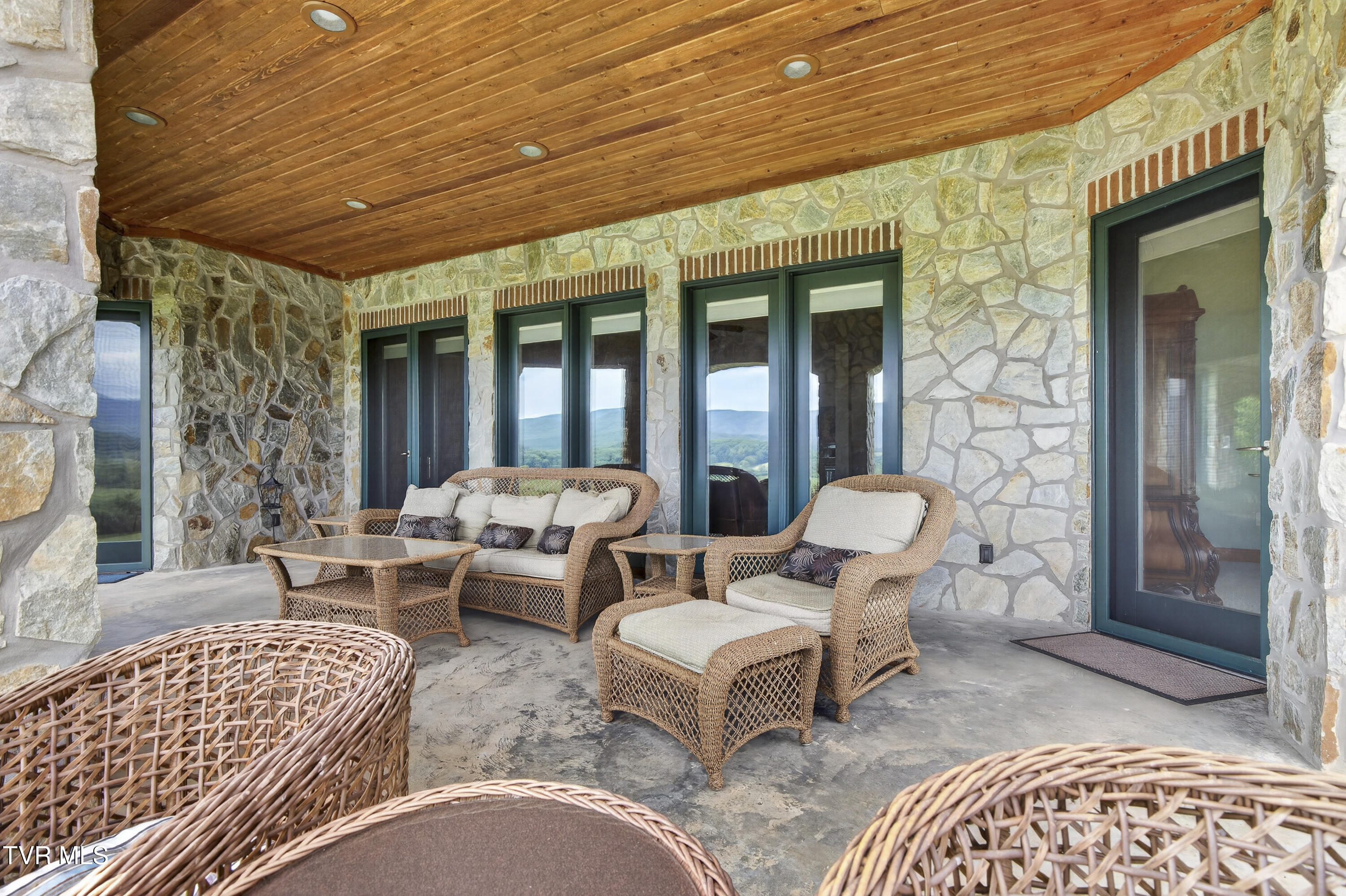 15277 Bishop Road Property Photo 60