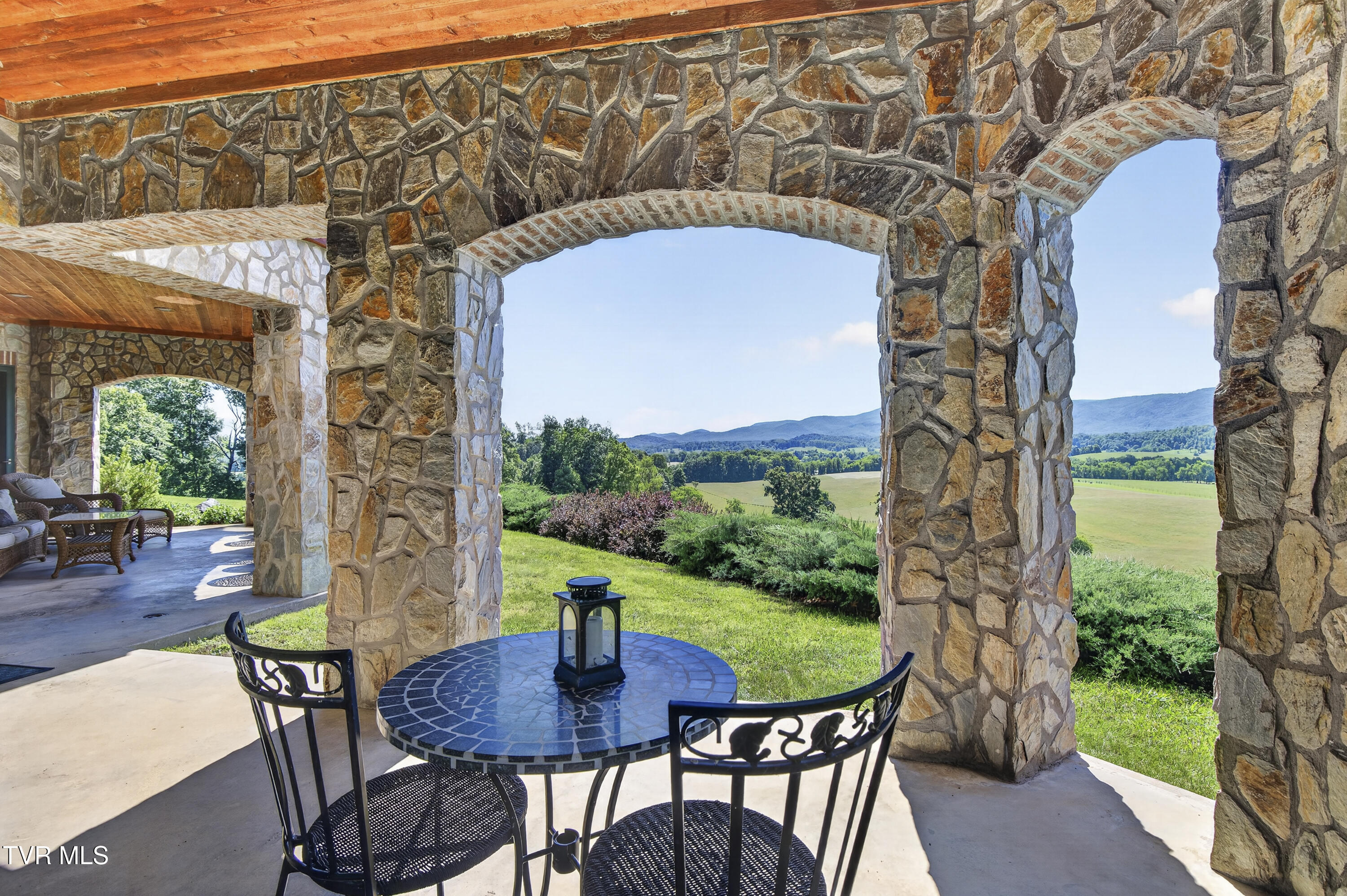 15277 Bishop Road Property Photo 81