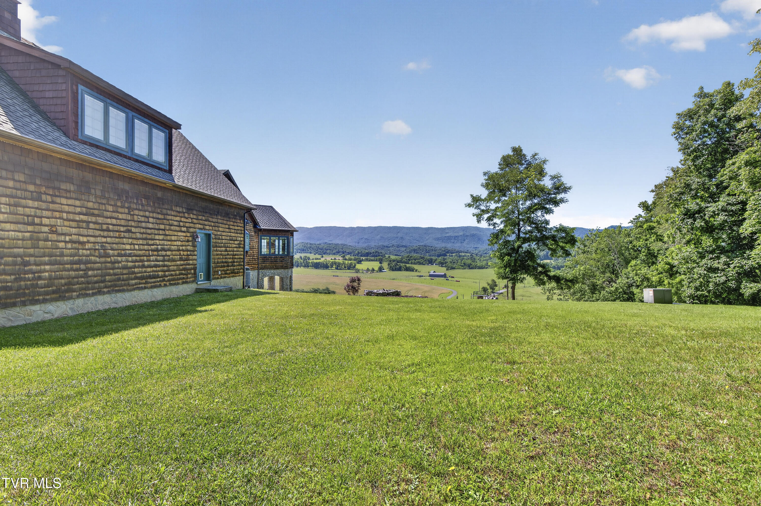 15277 Bishop Road Property Photo 91