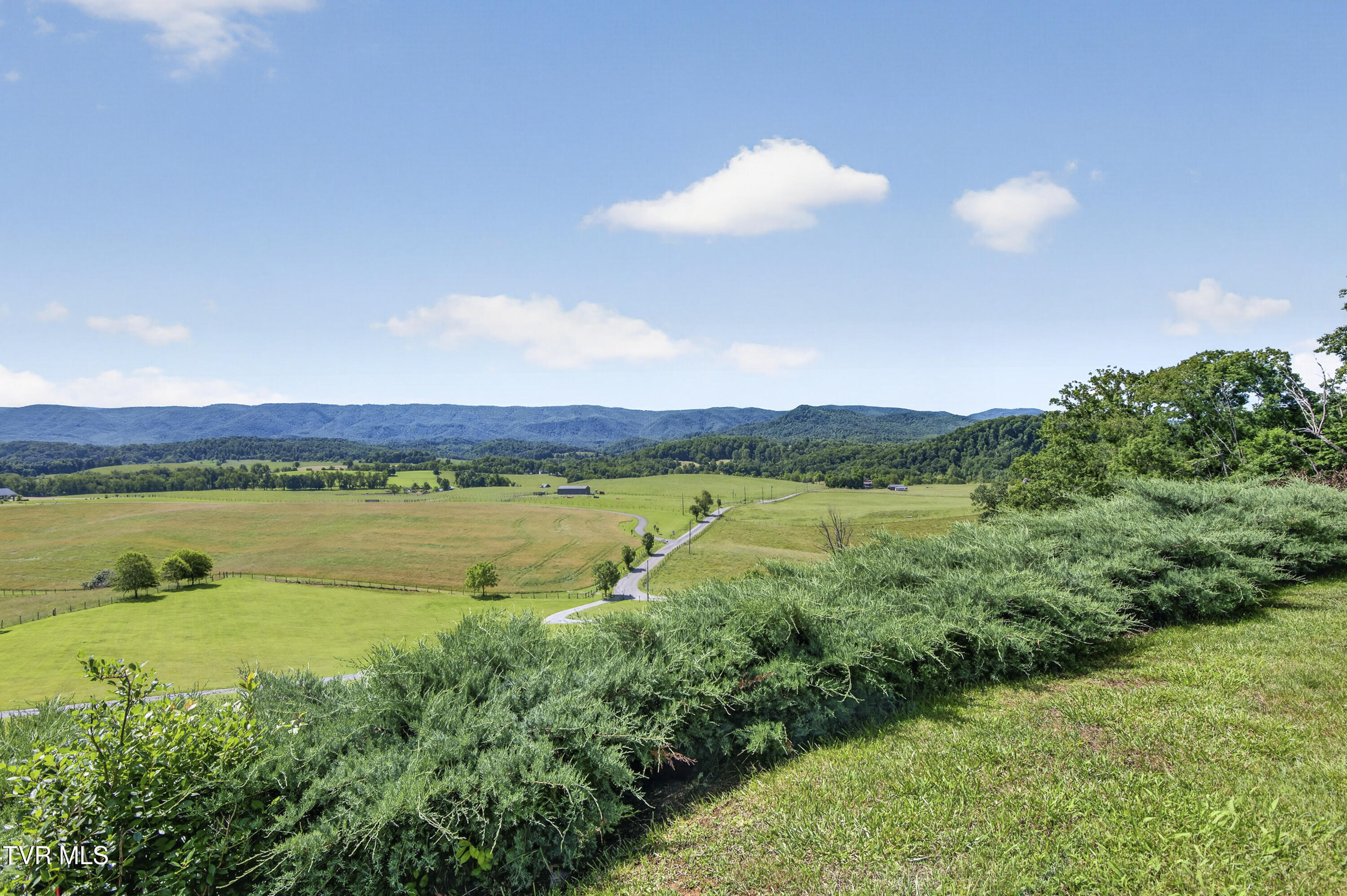 15277 Bishop Road Property Photo 94