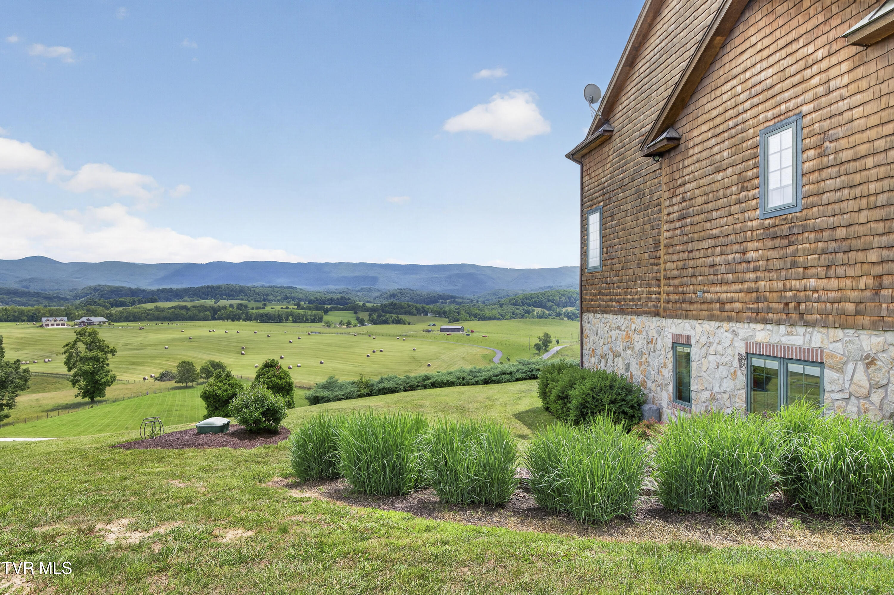 15277 Bishop Road Property Photo 119