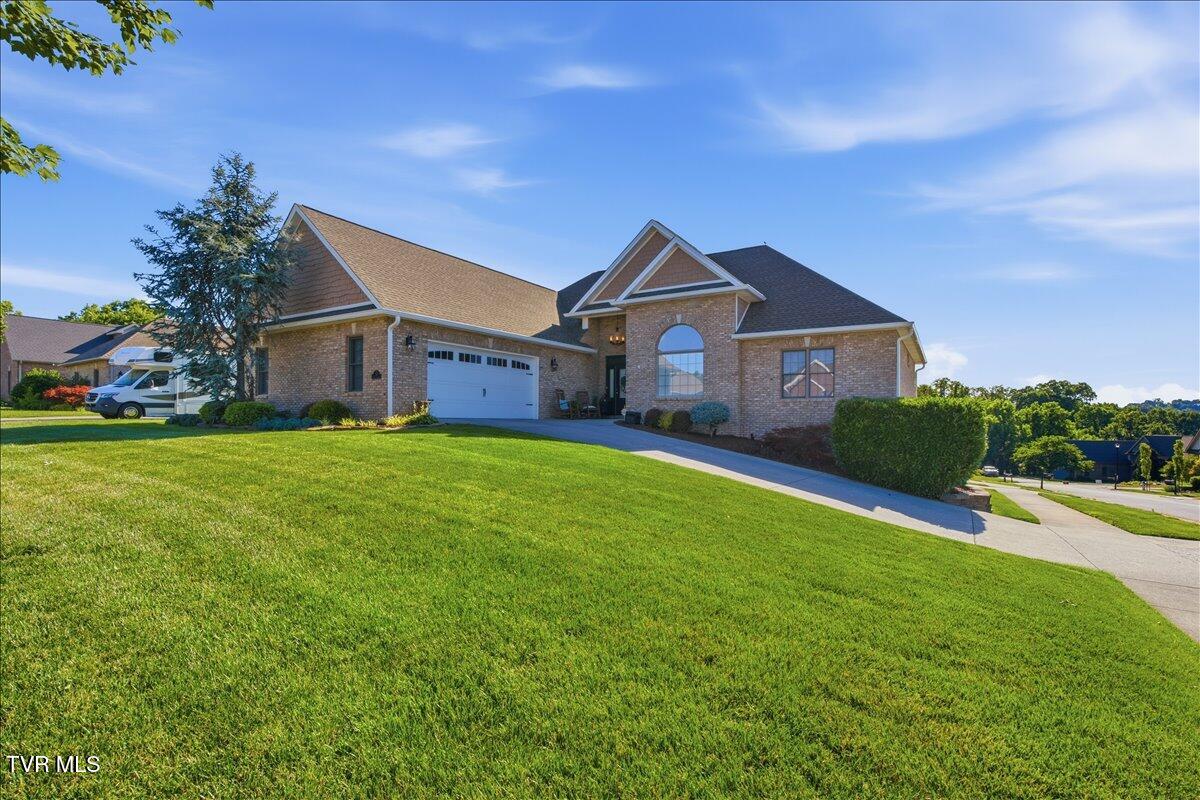 211 Harbor Approach Property Photo 1