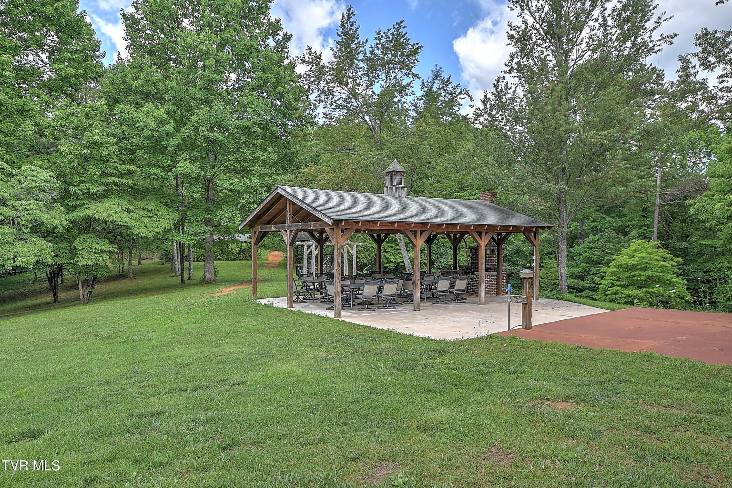 1374 West Allens Bridge Road Property Photo 60