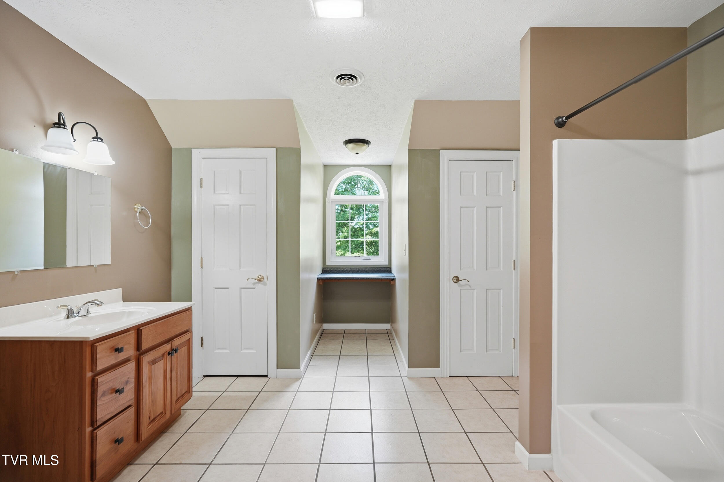 4714 Powell Valley Road Property Photo 29