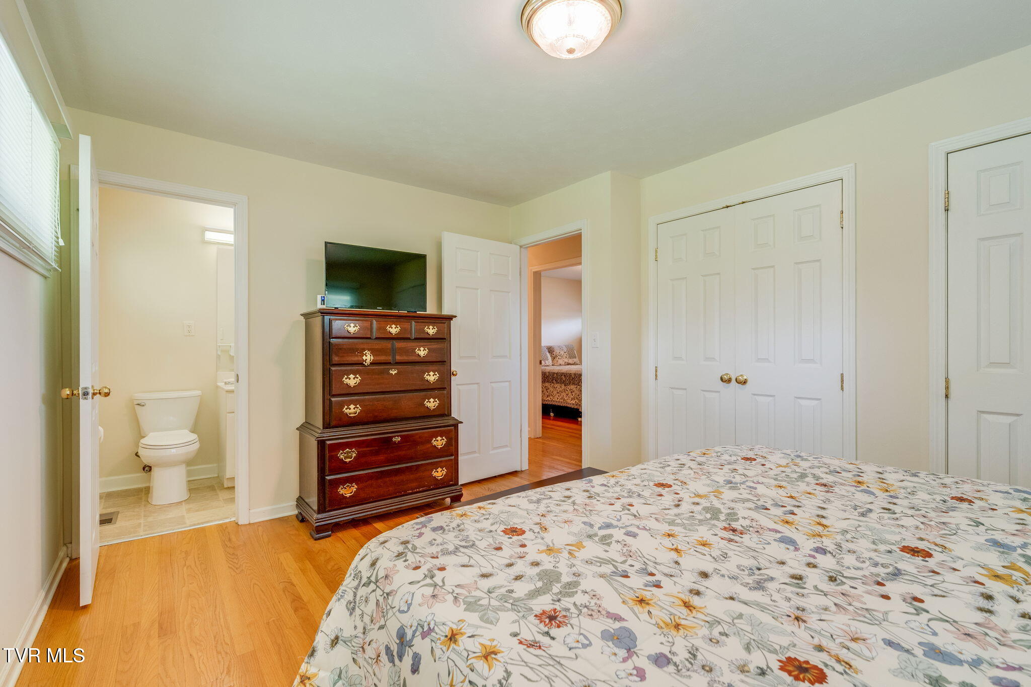 912 Spring Valley Drive Property Photo 13