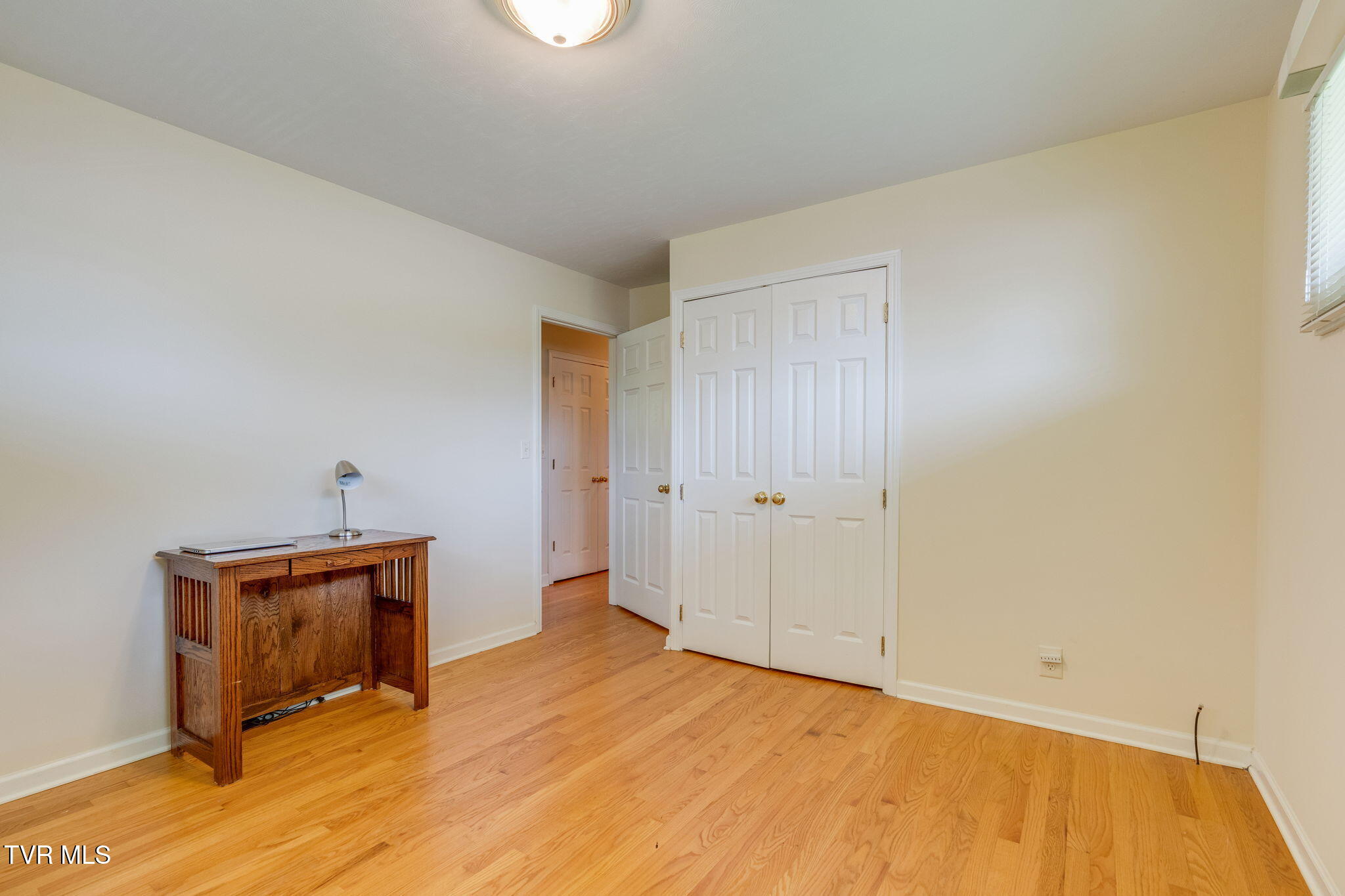 912 Spring Valley Drive Property Photo 16