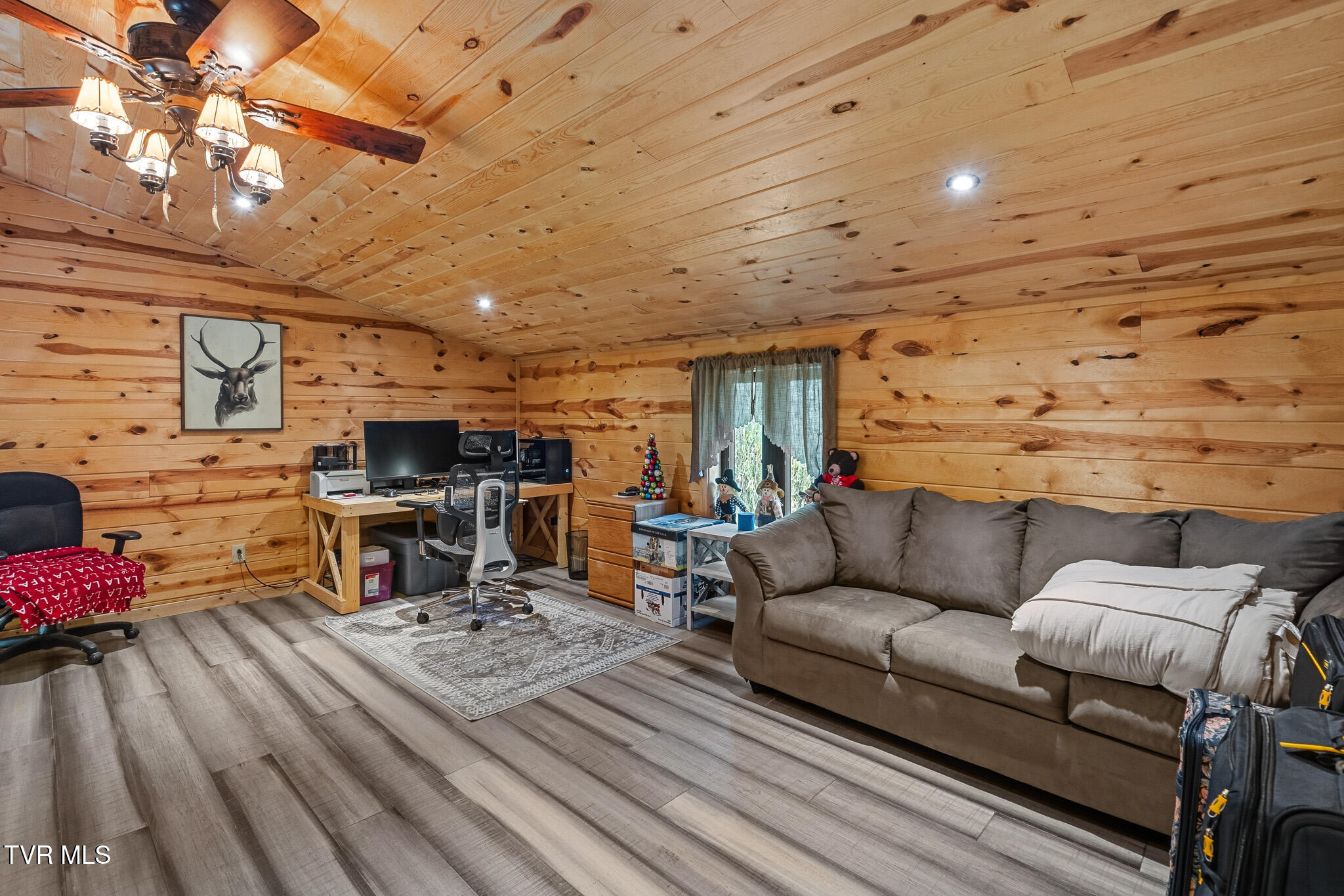 9998005 Property Photo 27