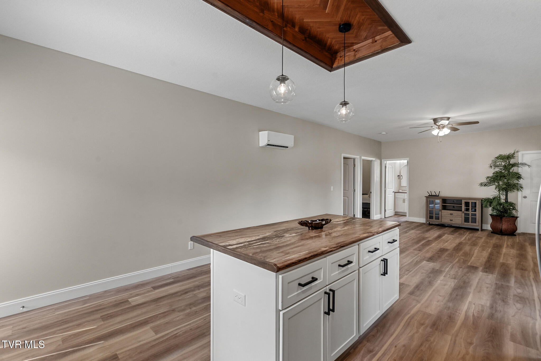 9998005 Property Photo 35