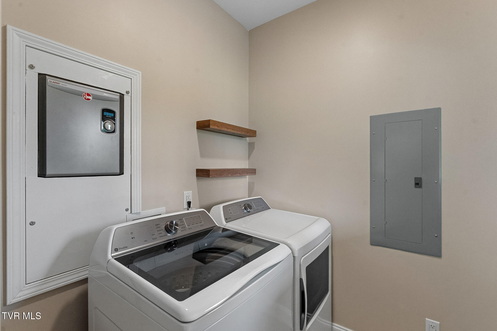 9998005 Property Photo 40