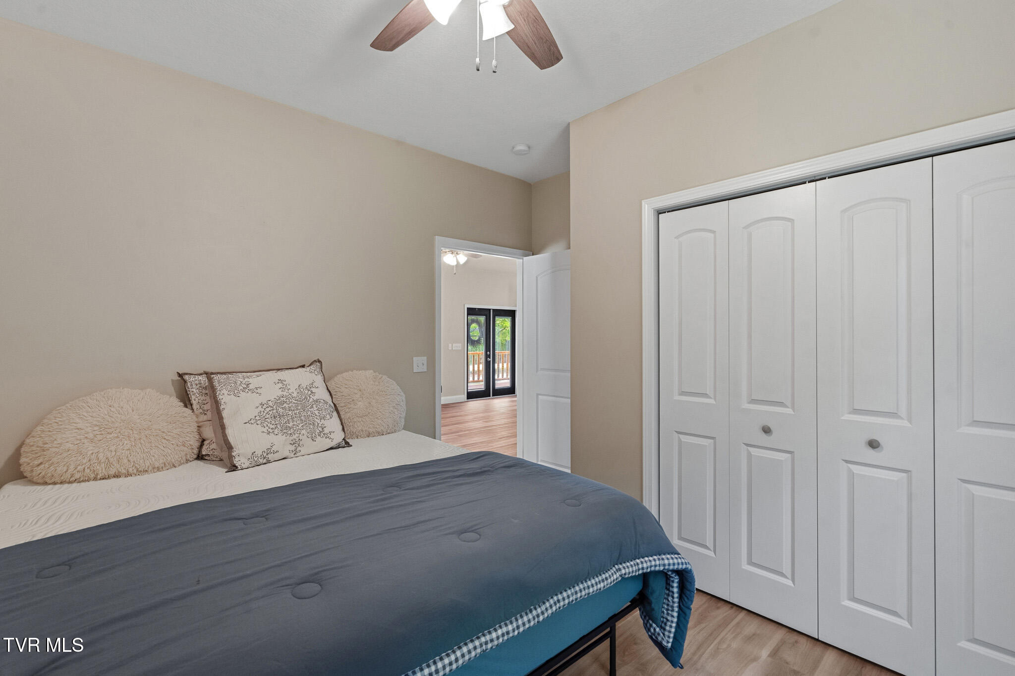 9998005 Property Photo 42