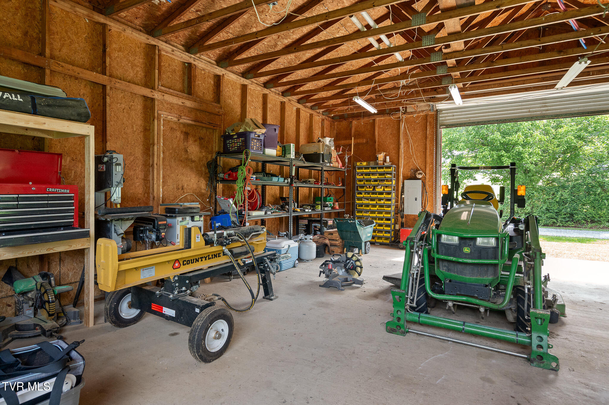 9998005 Property Photo 61