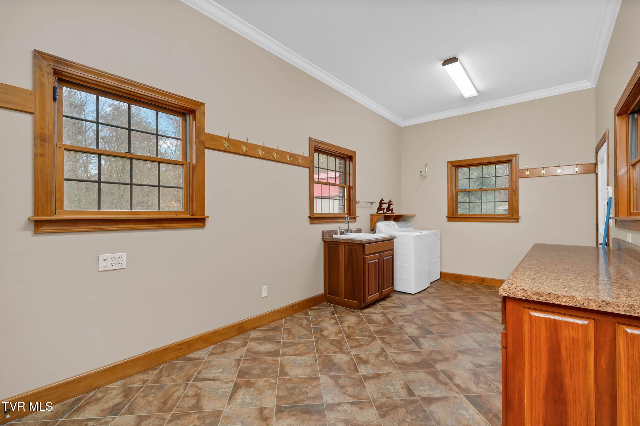 1185 Woolsey Road Property Photo 14
