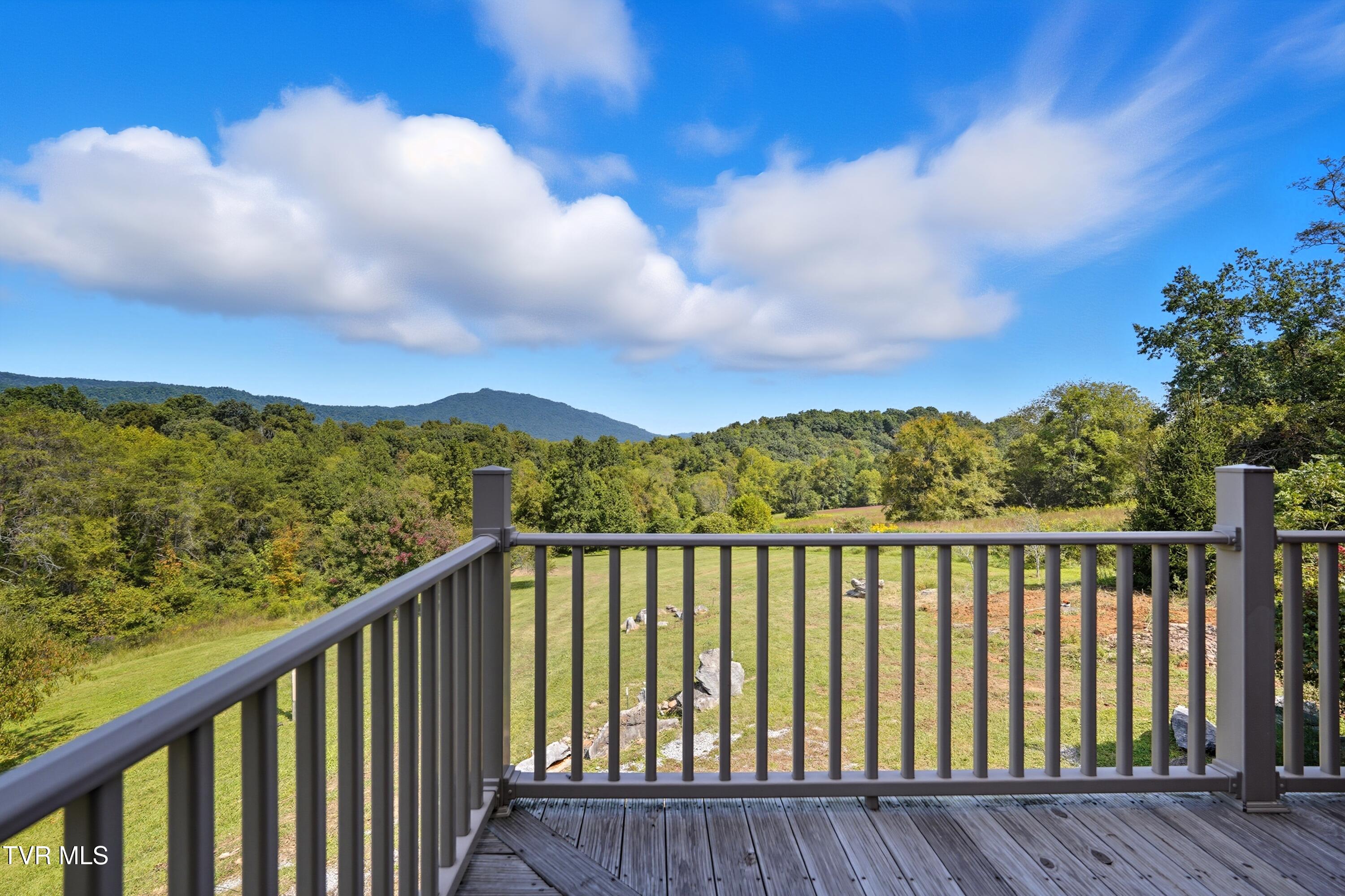 1185 Woolsey Road Property Photo 37