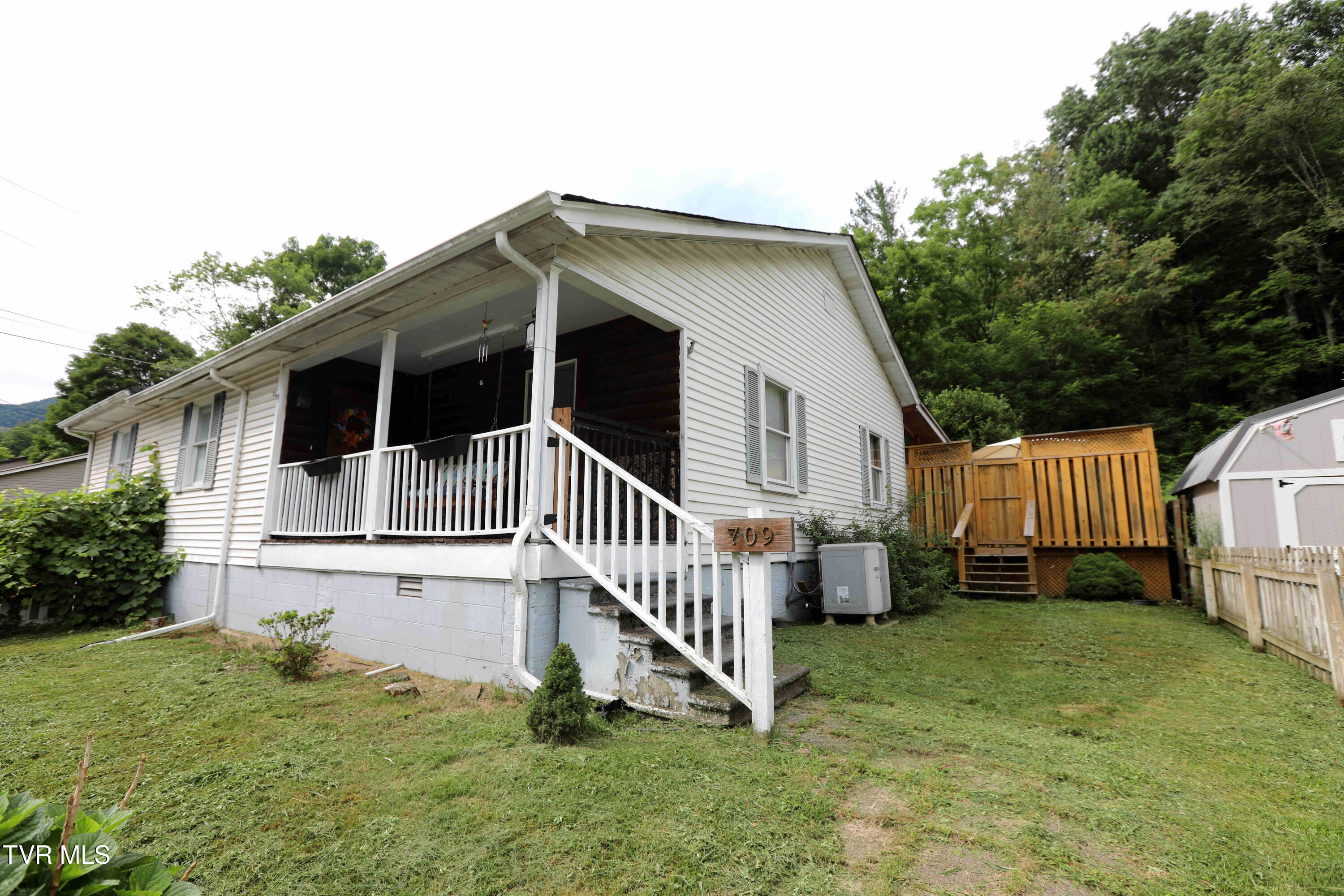 709 Exeter Road Property Photo 1