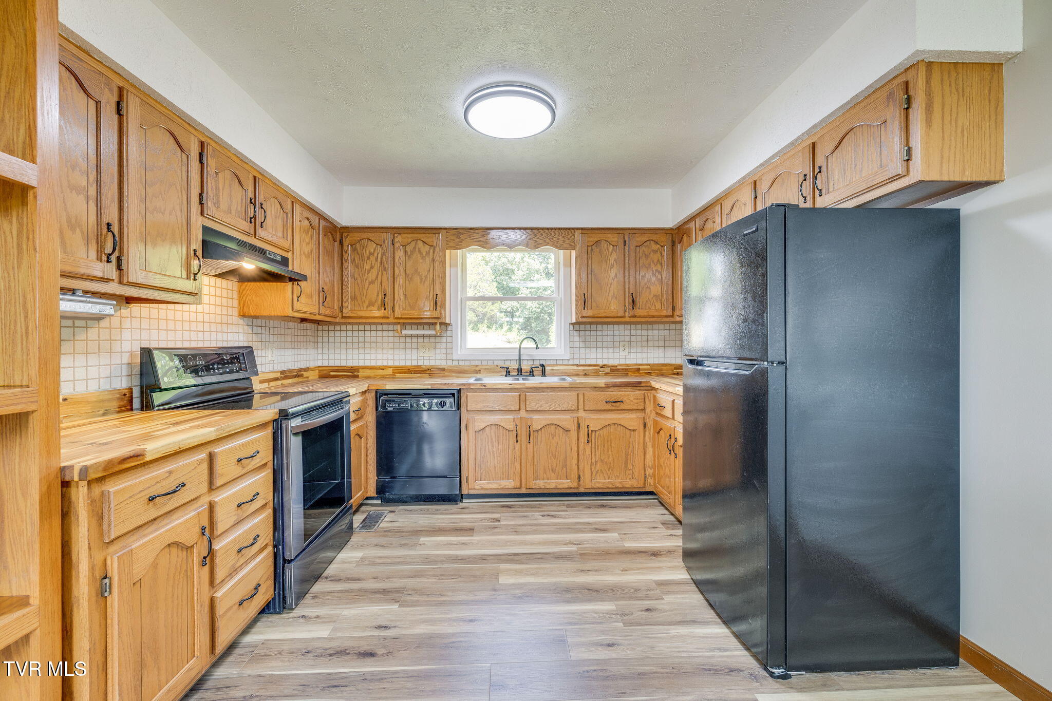 166 Ward Road Property Photo 14