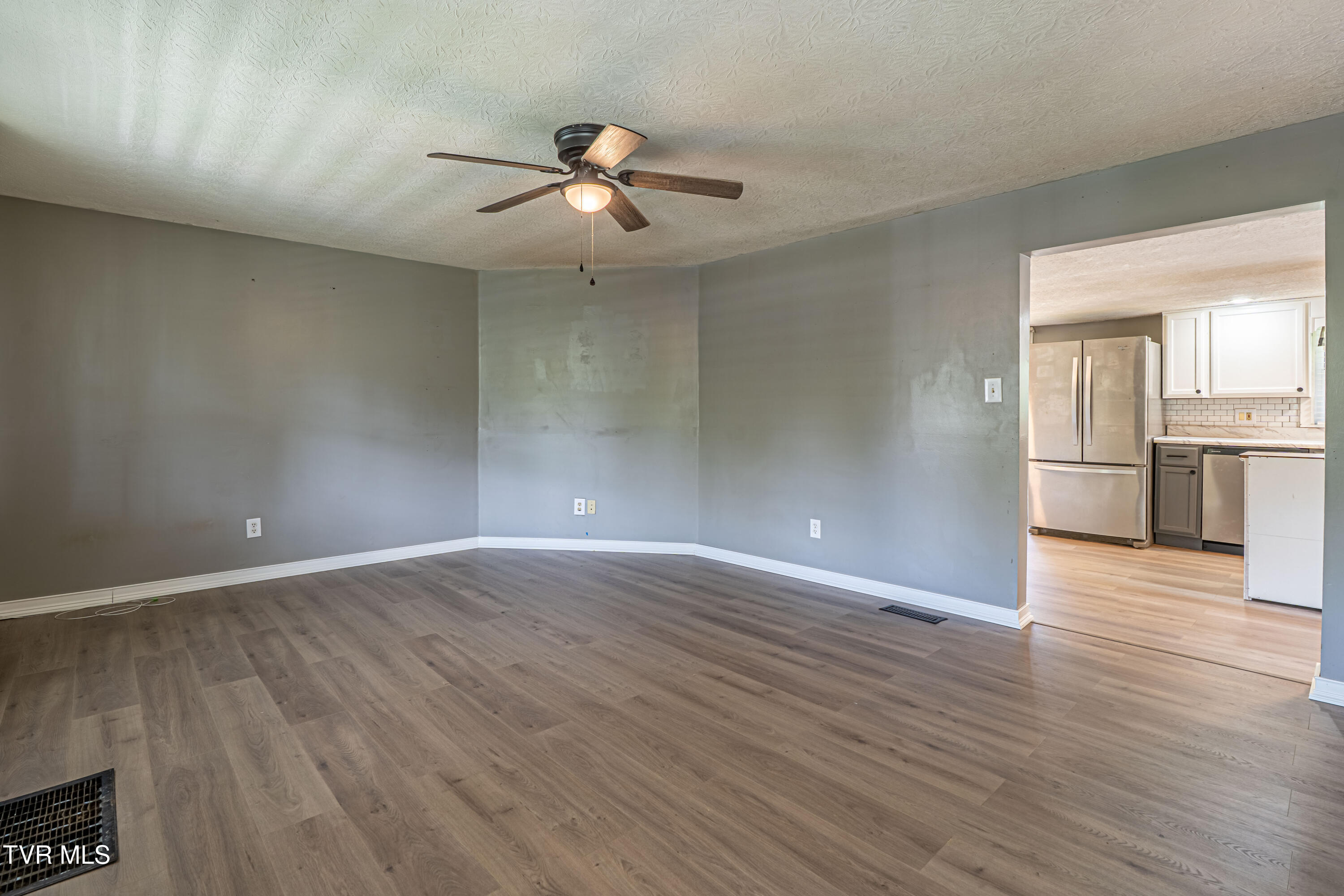 19280 Repass Road Property Photo 11