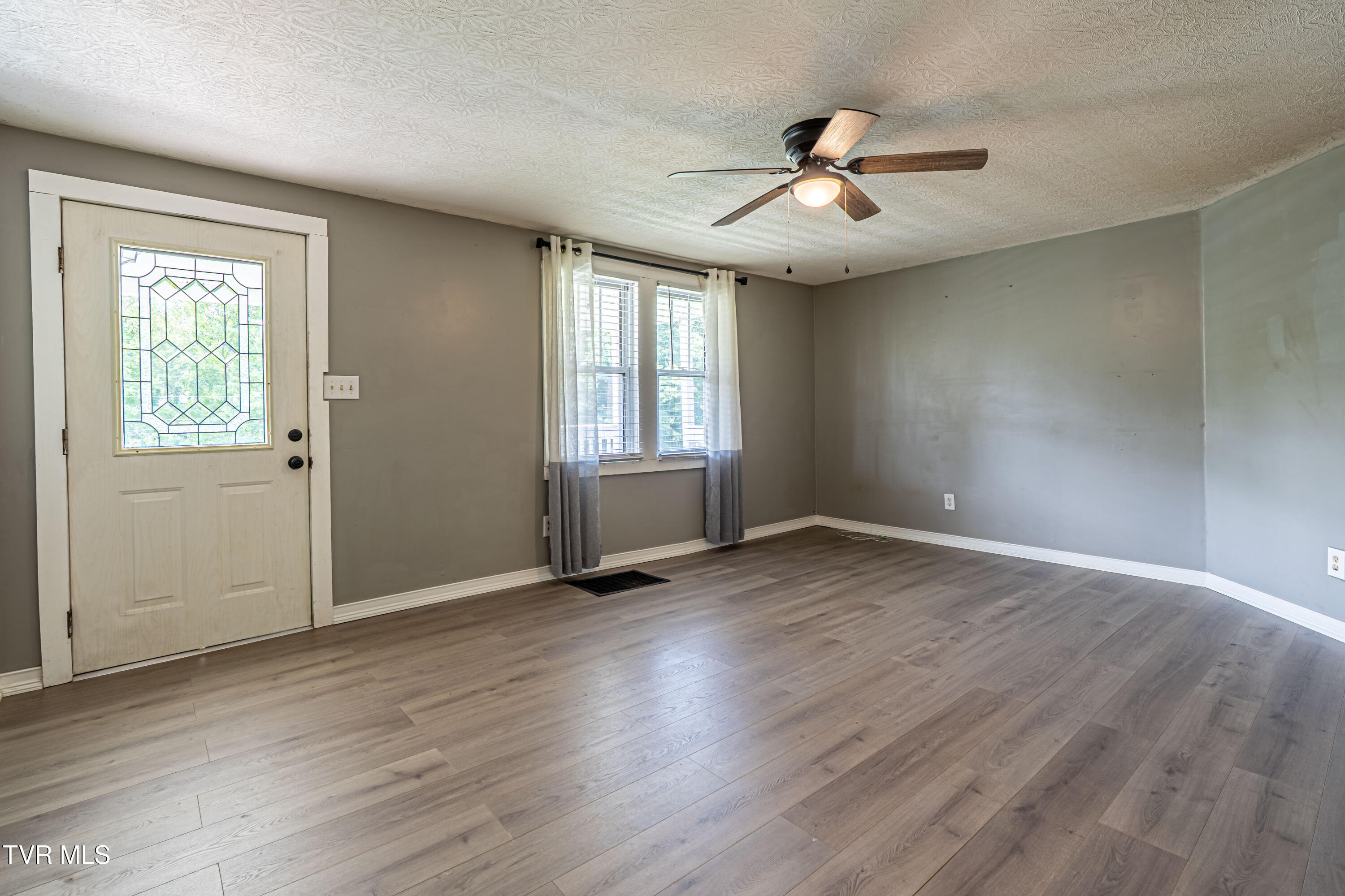 19280 Repass Road Property Photo 12