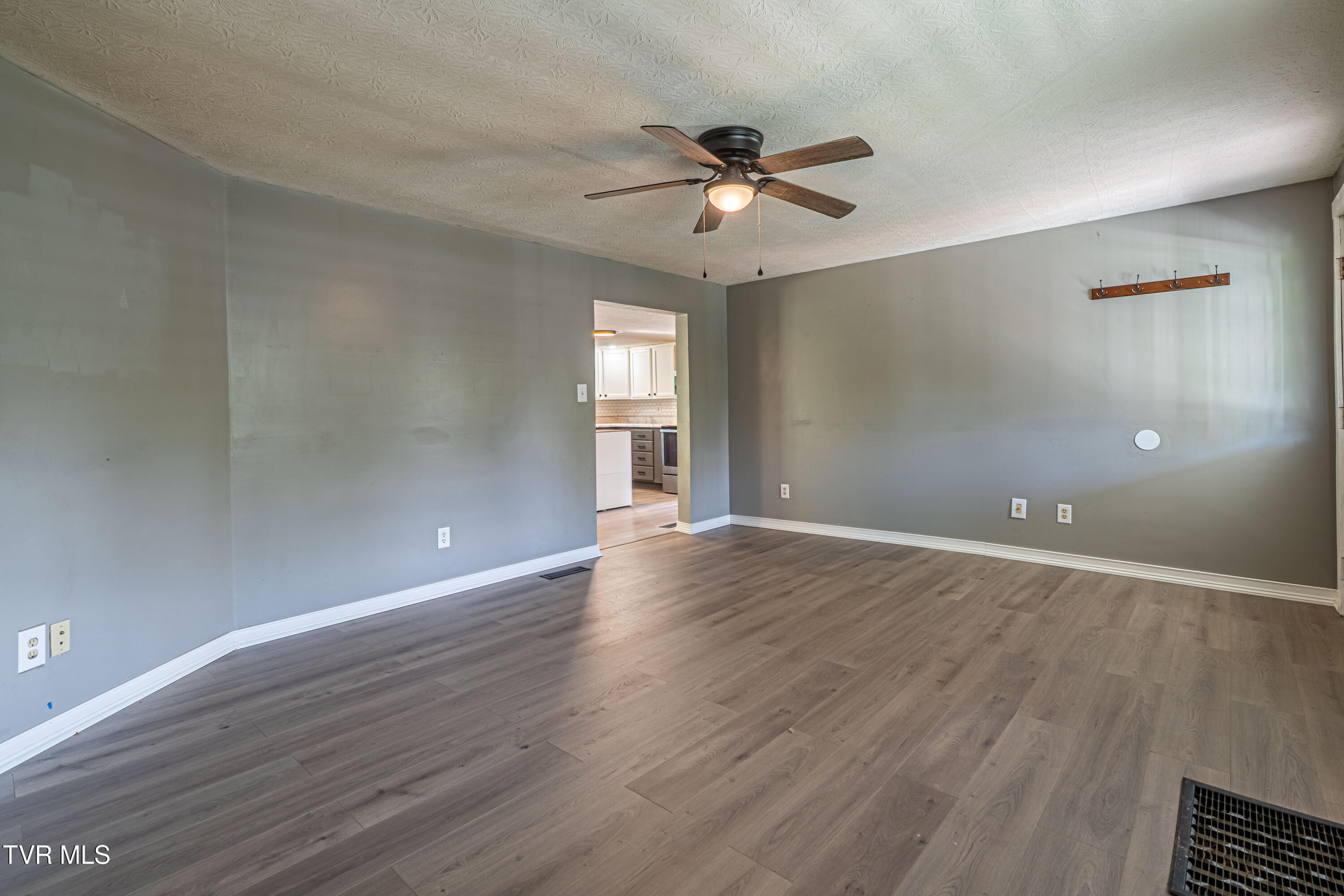 19280 Repass Road Property Photo 14