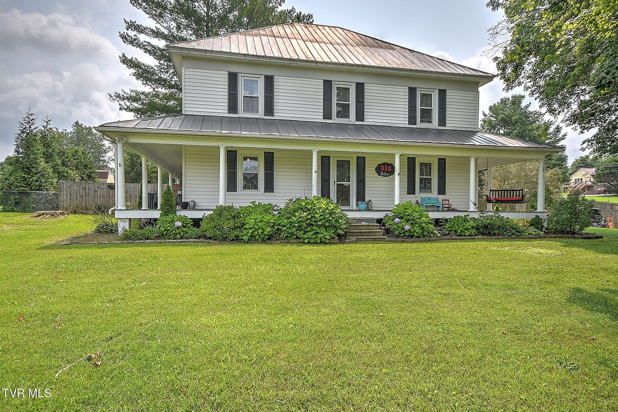 310 Hugh Cox Road Property Photo 3