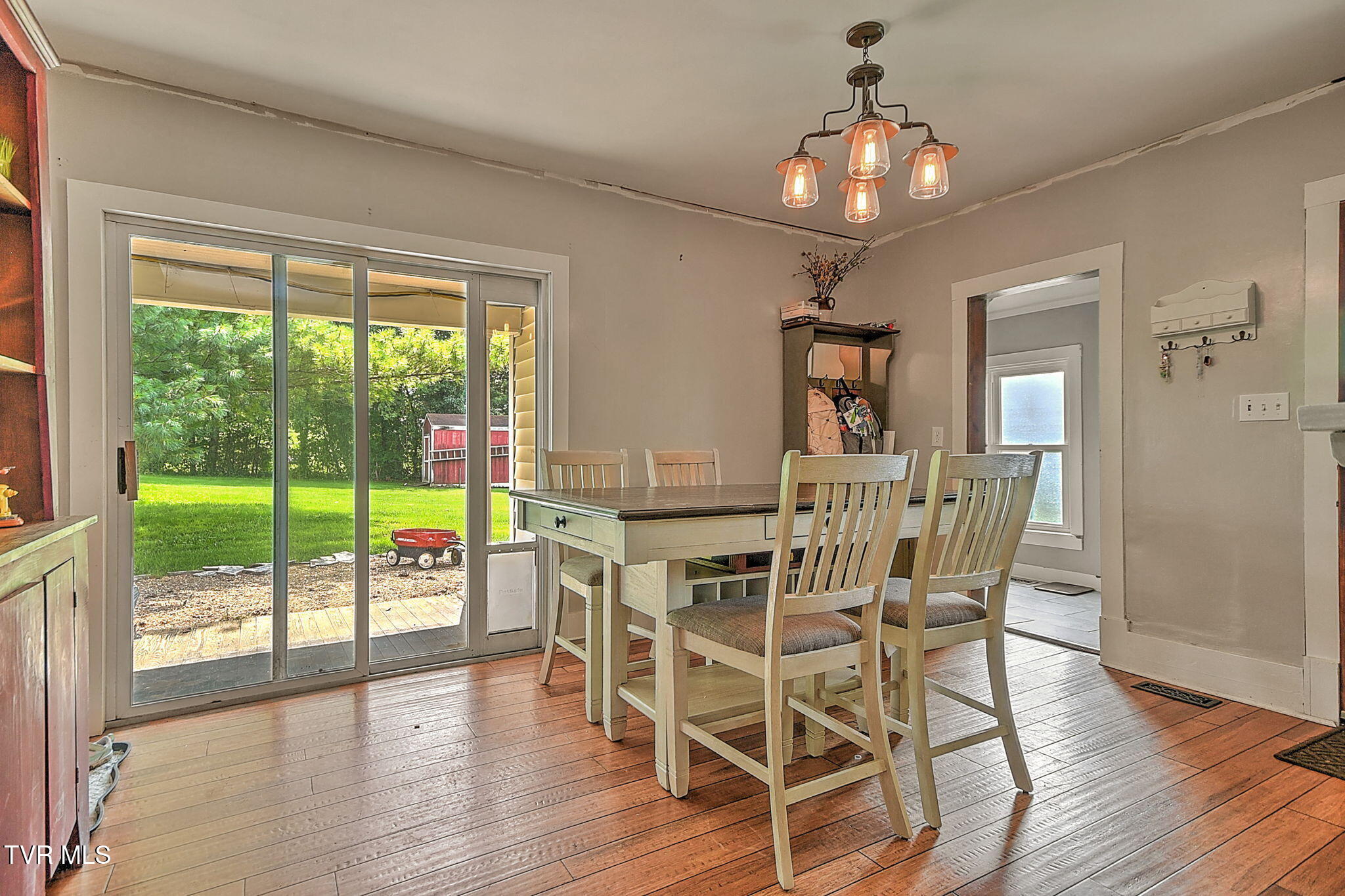 310 Hugh Cox Road Property Photo 11