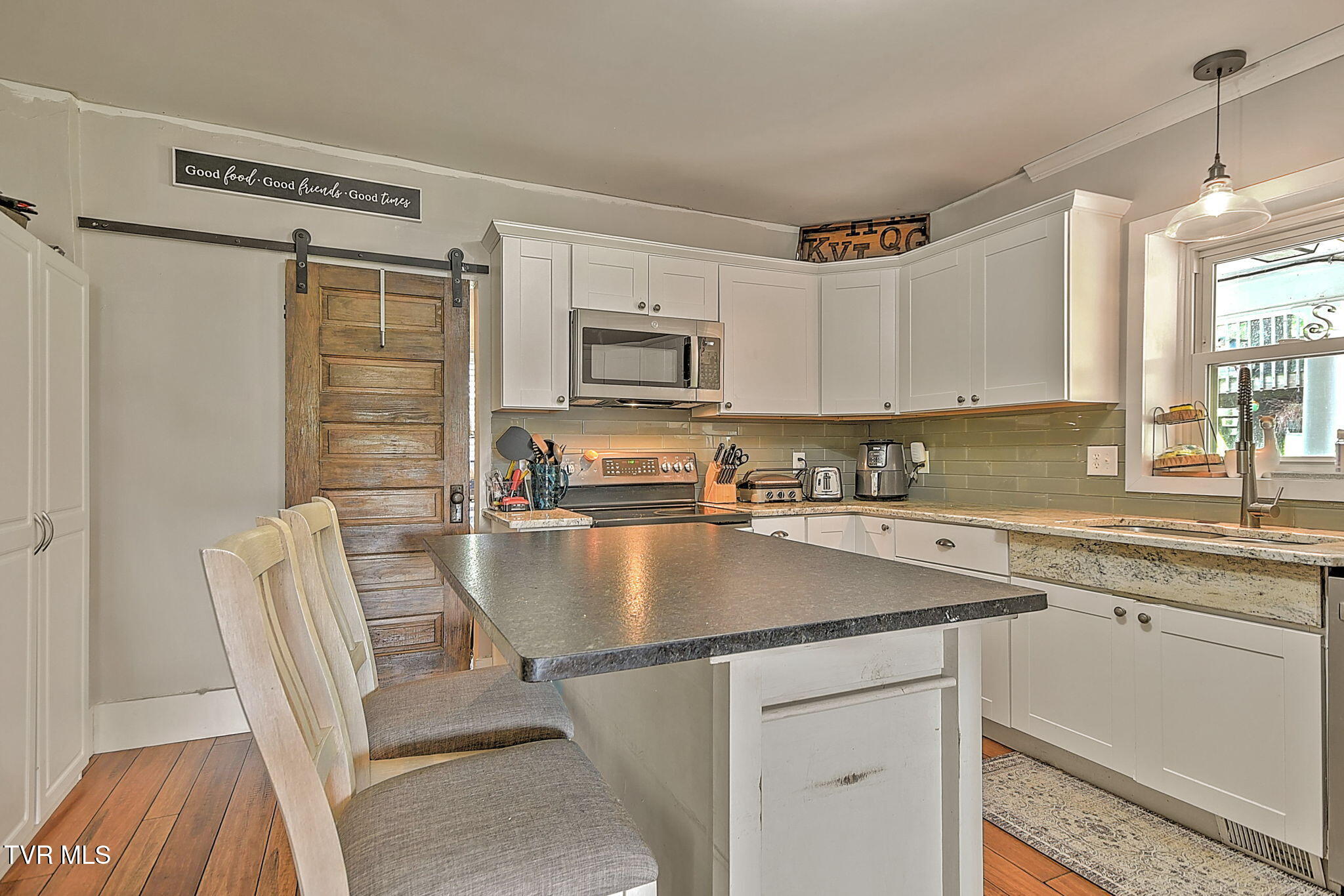 310 Hugh Cox Road Property Photo 17
