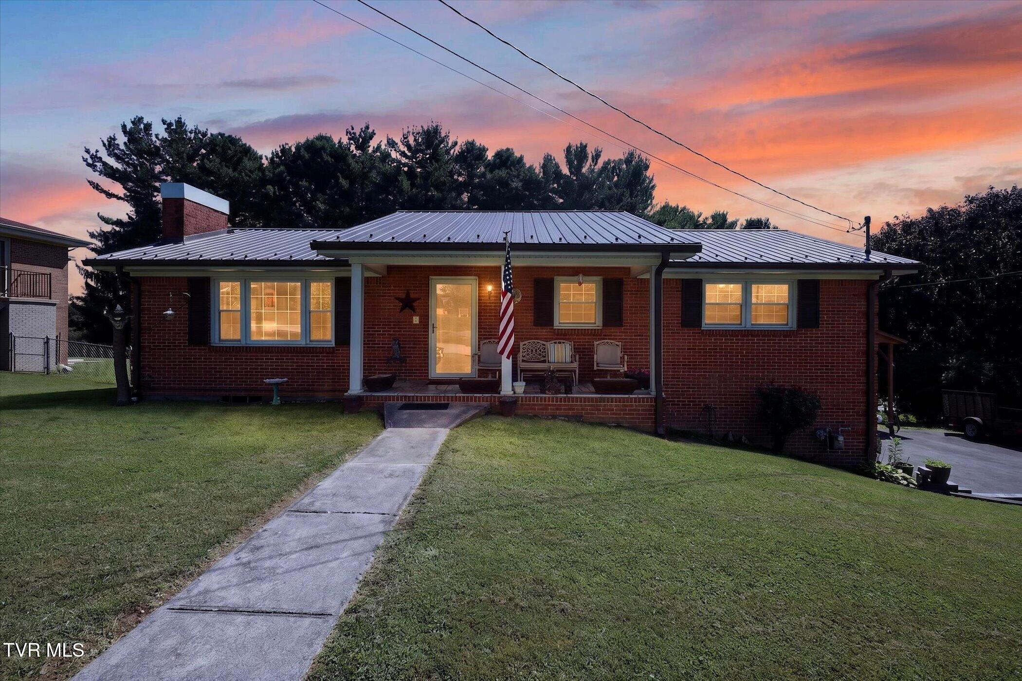 329 Spring Hill Terrace Property Photo 1
