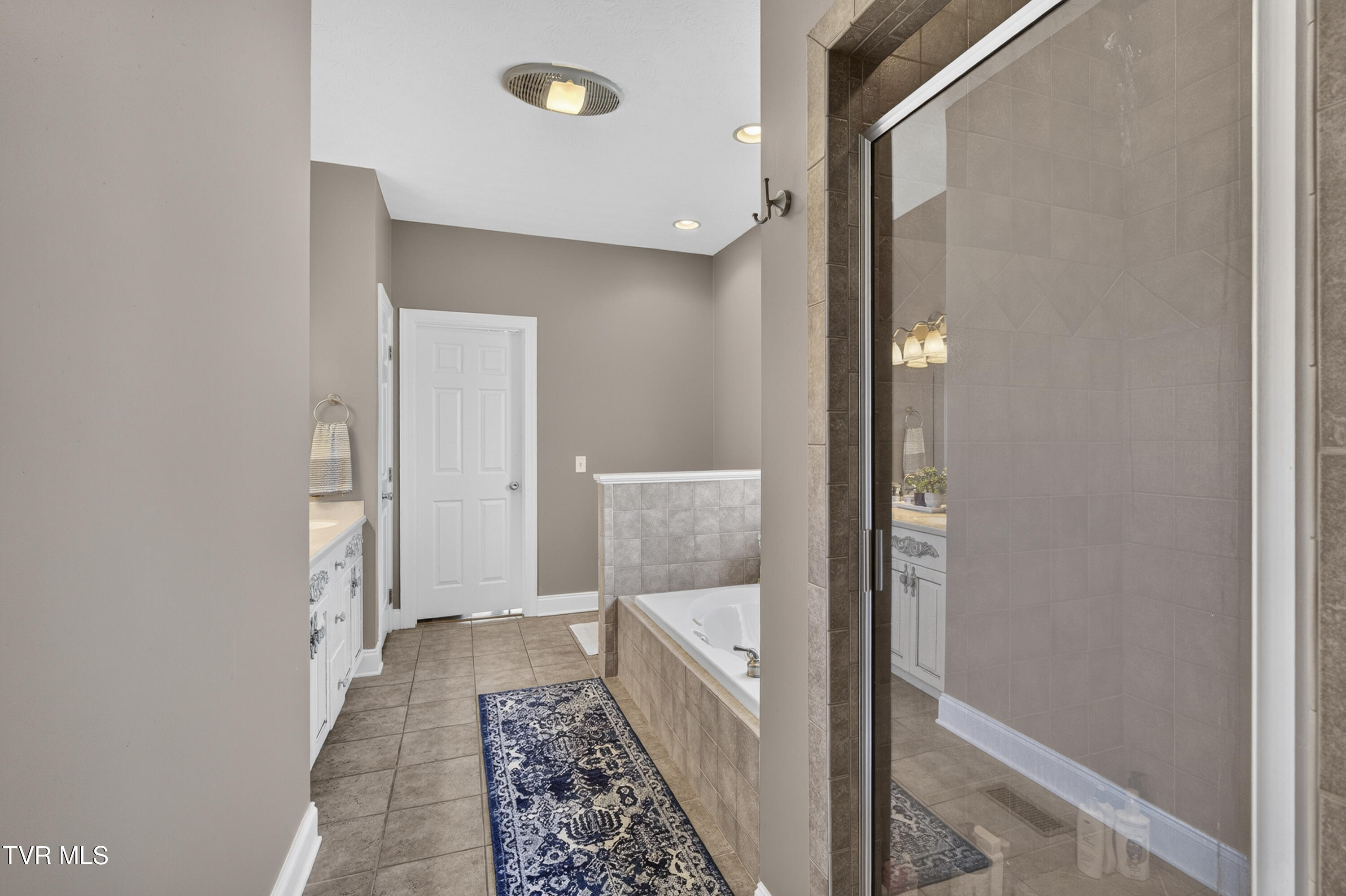 22979 Lone Eagle Drive Property Photo 31
