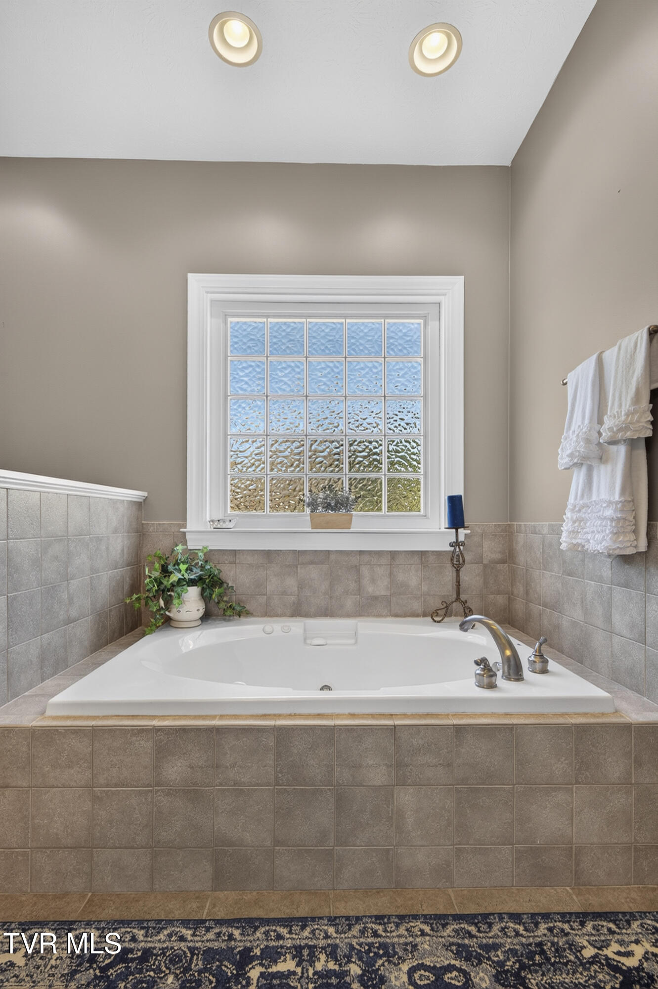 22979 Lone Eagle Drive Property Photo 33