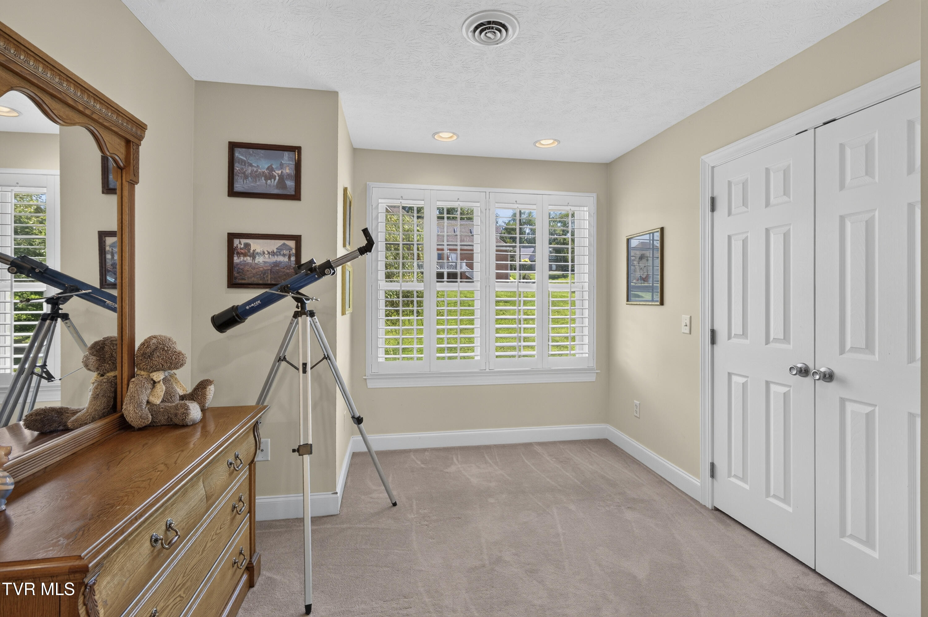 22979 Lone Eagle Drive Property Photo 46