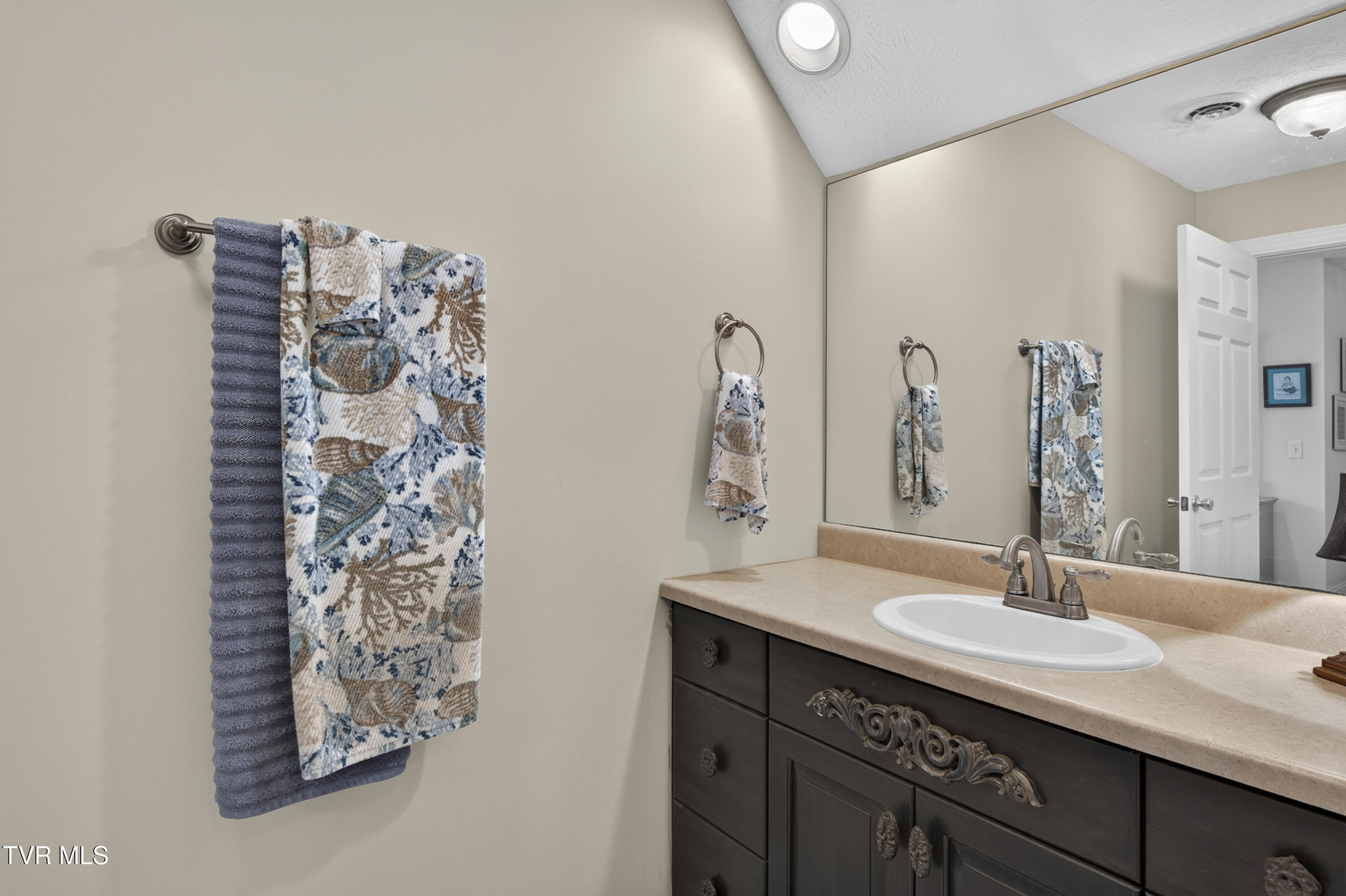 22979 Lone Eagle Drive Property Photo 49