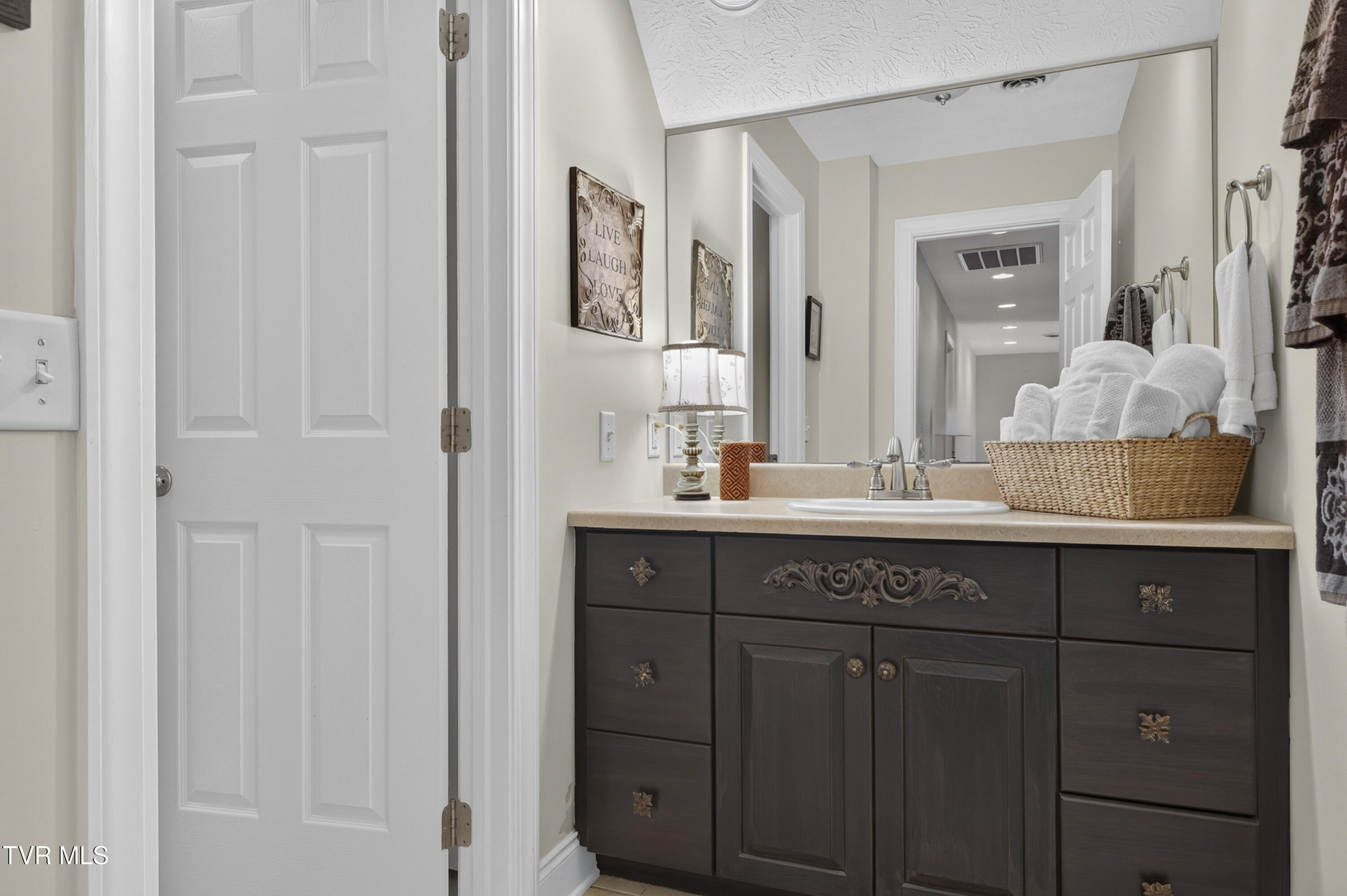 22979 Lone Eagle Drive Property Photo 51