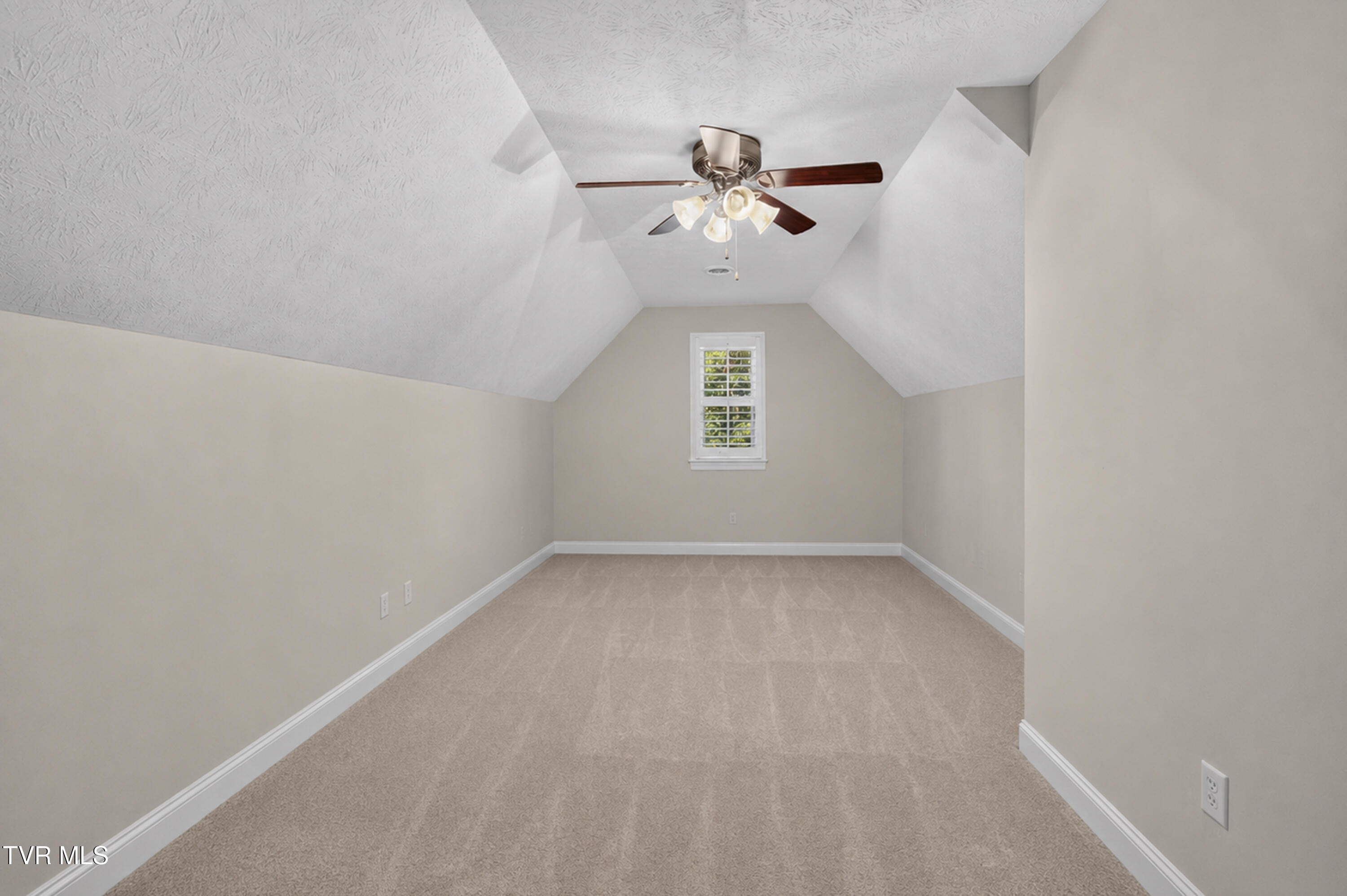 22979 Lone Eagle Drive Property Photo 53