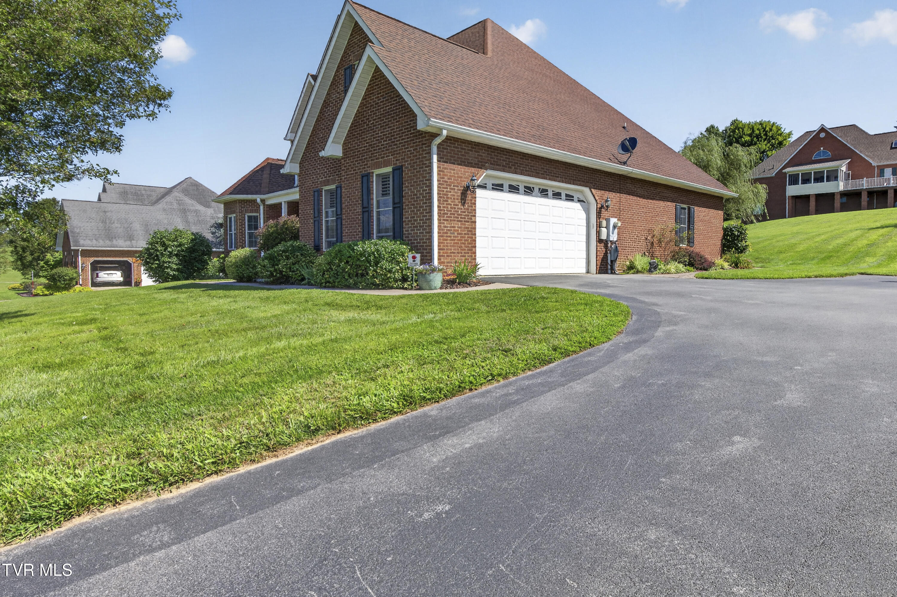 22979 Lone Eagle Drive Property Photo 56